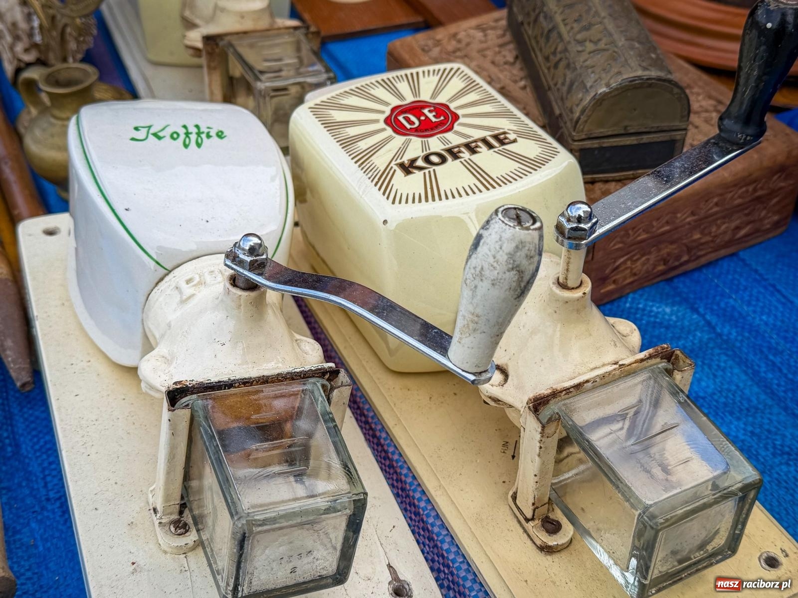 Zdjęcie w galerii na portalu naszraciborz.pl: Wiosenne ożywienie na raciborskim targu staroci wiadomości z regionu