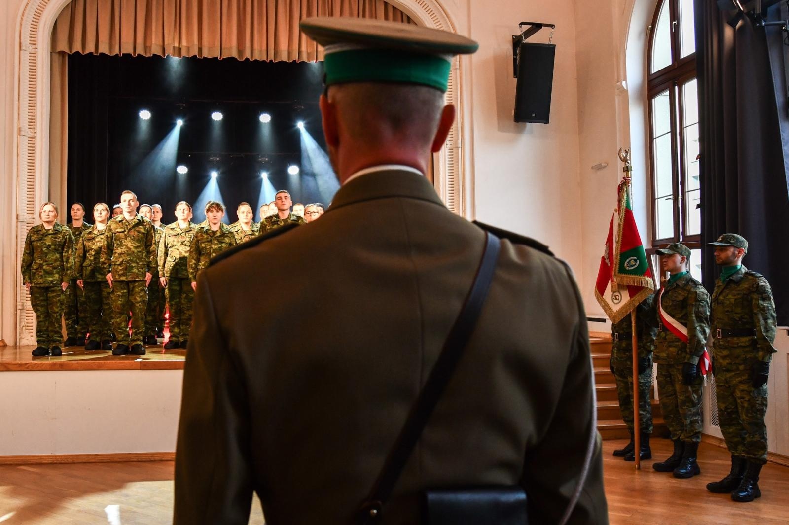 Zdjęcie w galerii na portalu naszraciborz.pl: Uroczyste ślubowanie nowych funkcjonariuszy Śląskiego Oddziału Straży Granicznej wiadomości z regionu