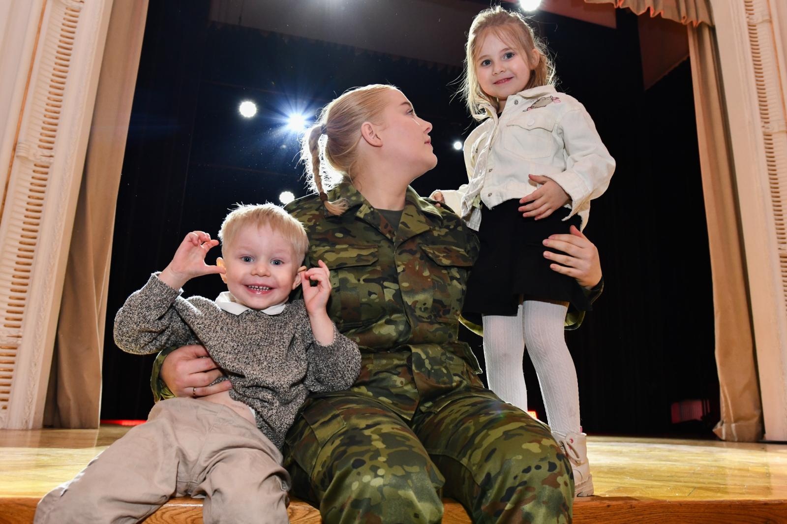 Zdjęcie w galerii na portalu naszraciborz.pl: Uroczyste ślubowanie nowych funkcjonariuszy Śląskiego Oddziału Straży Granicznej wiadomości z regionu
