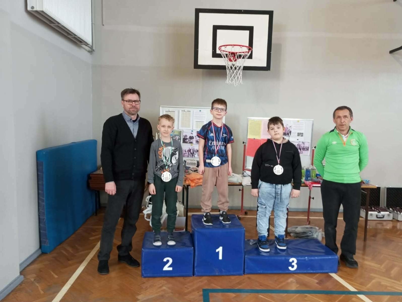 Zdjęcie w galerii na portalu naszraciborz.pl: Powrót turnieju szachowego w Tworkowie. Znamy zwycięzców XI edycji wiadomości z regionu