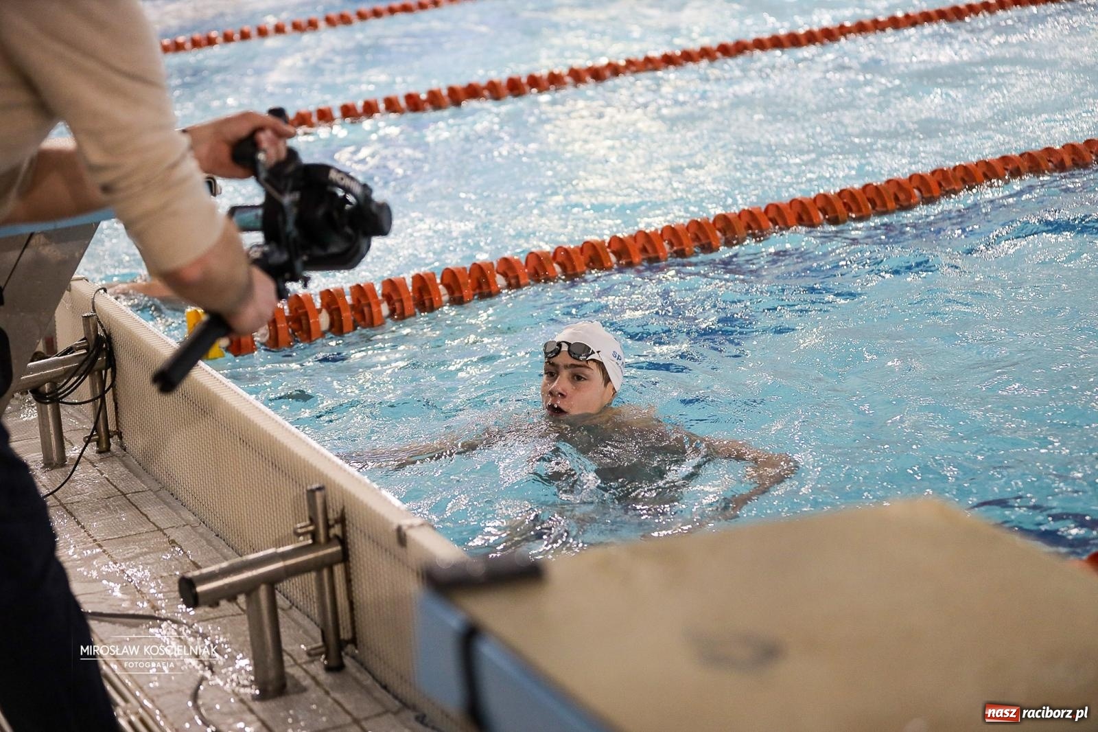 Zdjęcie w galerii na portalu naszraciborz.pl: Mistrzostwa Szkół Sportowych Racibórz 2026. Ponad 380 zawodników na pływalni H2Ostróg [FOTO] wiadomości z regionu
