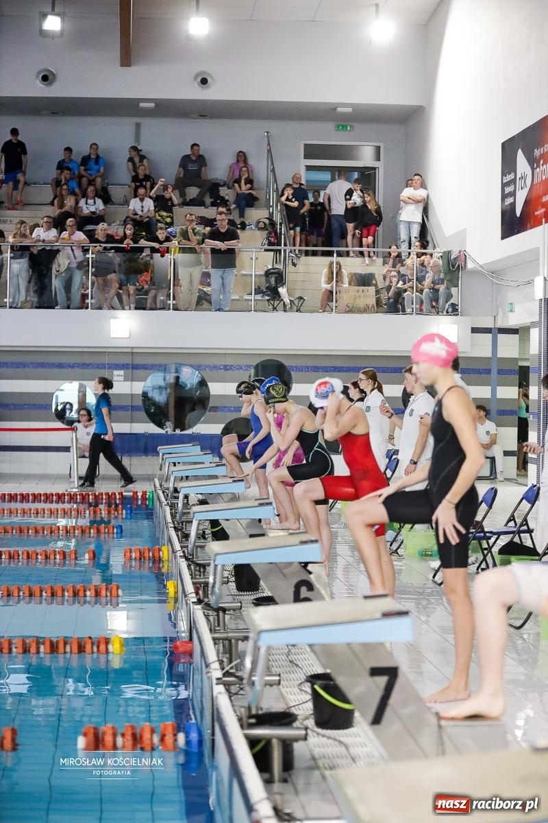 Zdjęcie w galerii na portalu naszraciborz.pl: Mistrzostwa Szkół Sportowych Racibórz 2026. Ponad 380 zawodników na pływalni H2Ostróg [FOTO] wiadomości z regionu