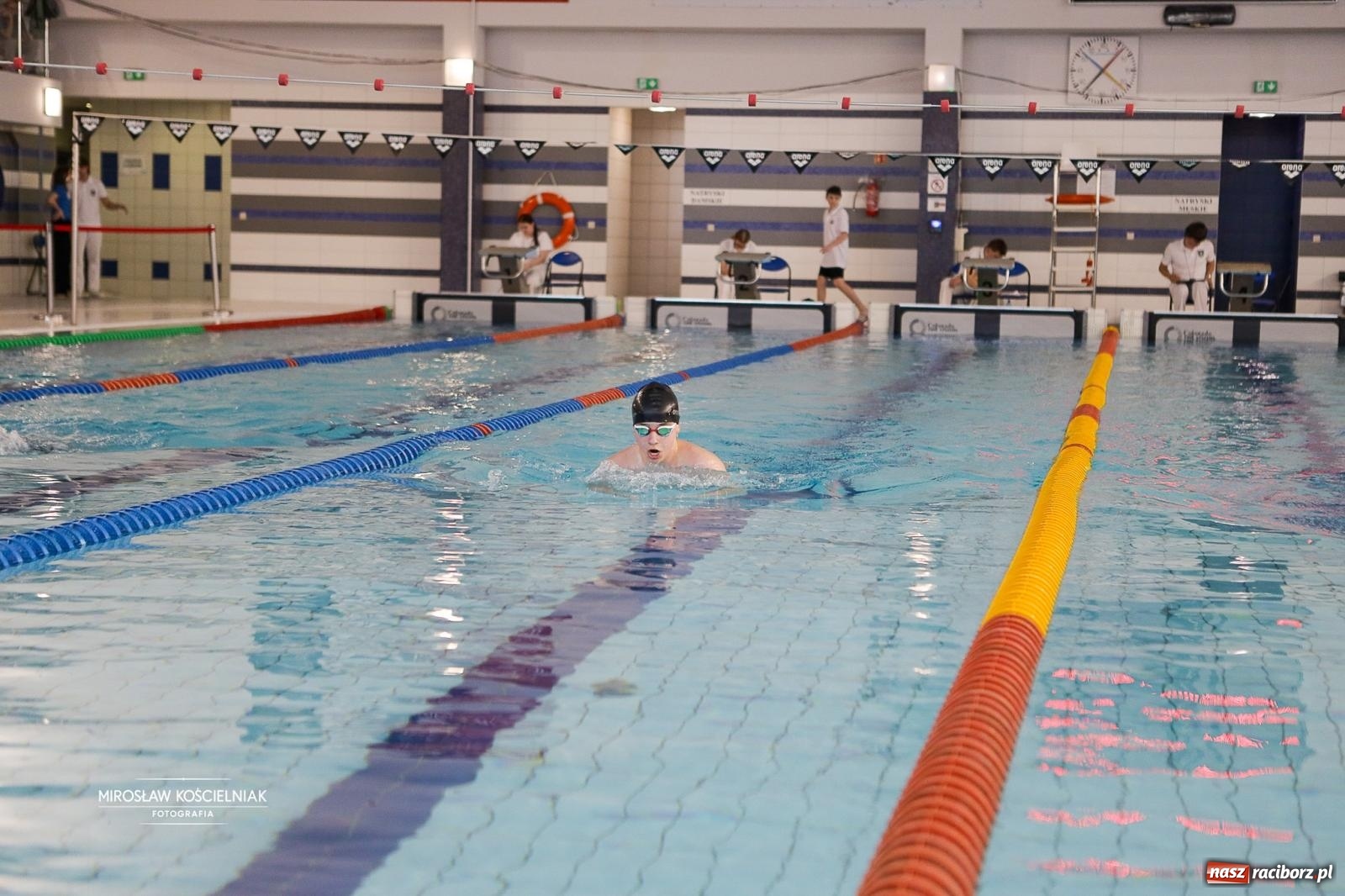 Zdjęcie w galerii na portalu naszraciborz.pl: Mistrzostwa Szkół Sportowych Racibórz 2026. Ponad 380 zawodników na pływalni H2Ostróg [FOTO] wiadomości z regionu