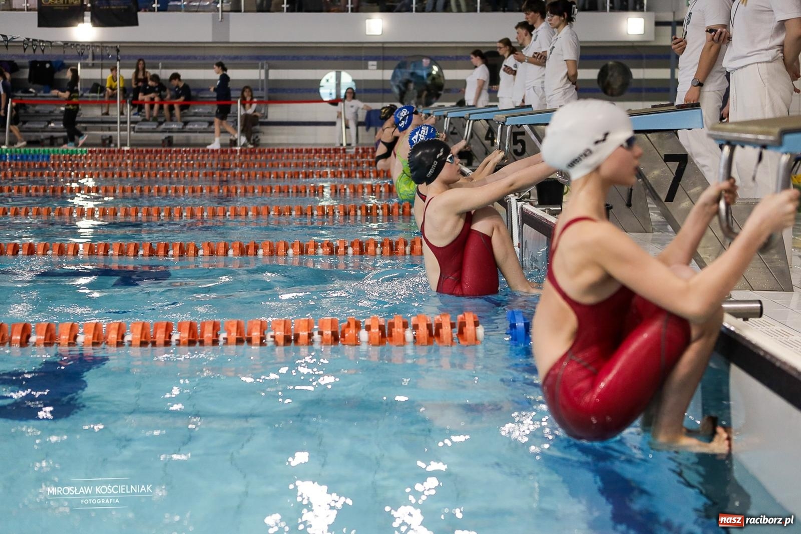 Zdjęcie w galerii na portalu naszraciborz.pl: Mistrzostwa Szkół Sportowych Racibórz 2026. Ponad 380 zawodników na pływalni H2Ostróg [FOTO] wiadomości z regionu