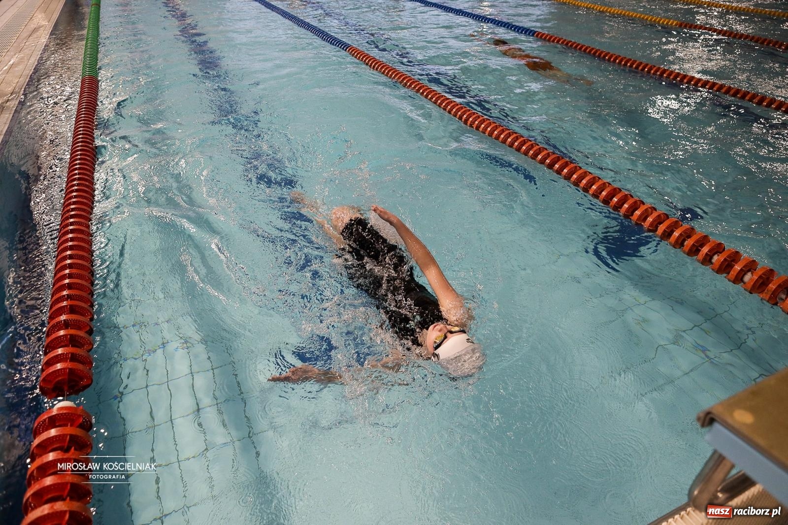 Zdjęcie w galerii na portalu naszraciborz.pl: Mistrzostwa Szkół Sportowych Racibórz 2026. Ponad 380 zawodników na pływalni H2Ostróg [FOTO] wiadomości z regionu