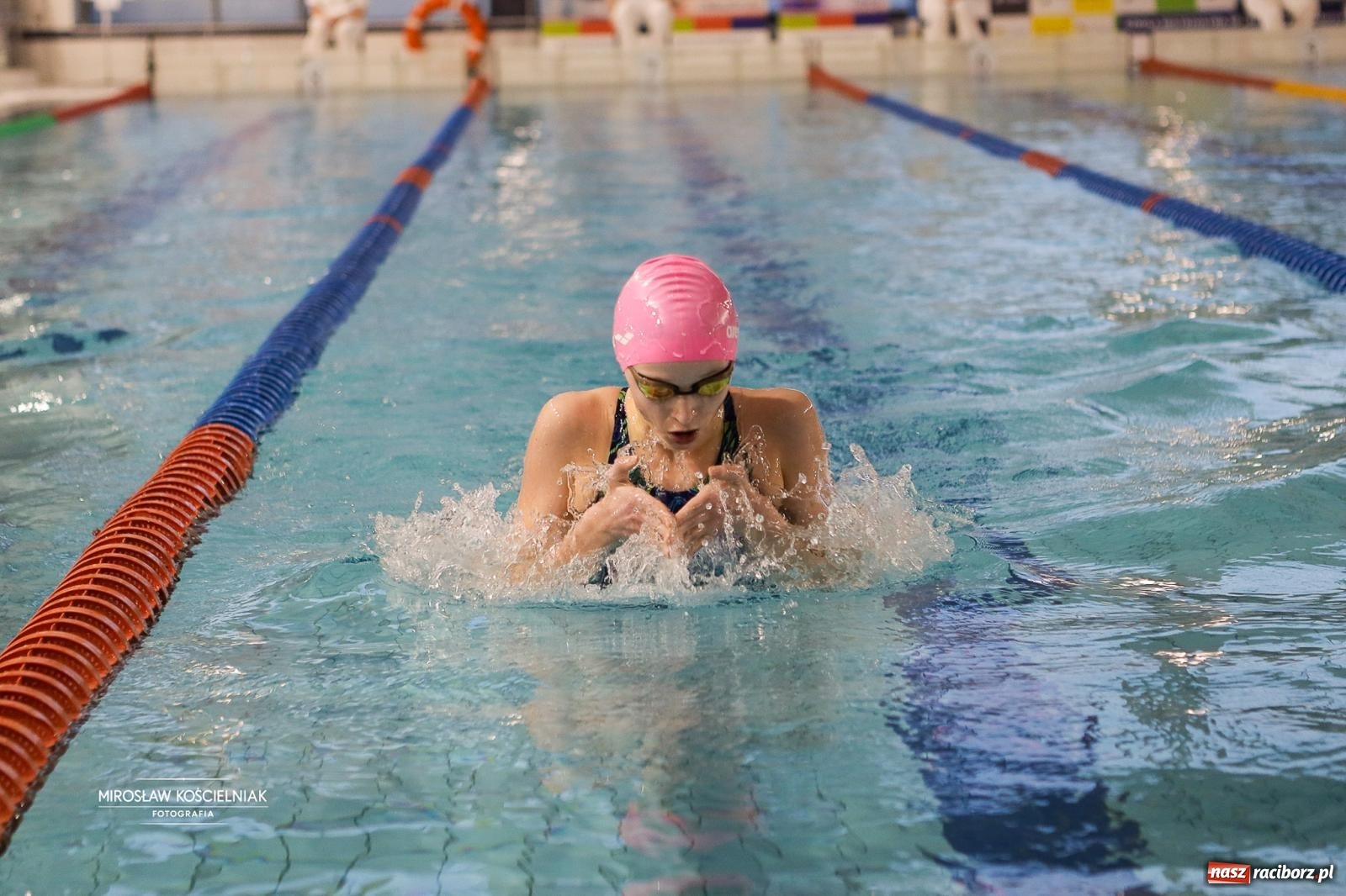 Zdjęcie w galerii na portalu naszraciborz.pl: Mistrzostwa Szkół Sportowych Racibórz 2026. Ponad 380 zawodników na pływalni H2Ostróg [FOTO] wiadomości z regionu