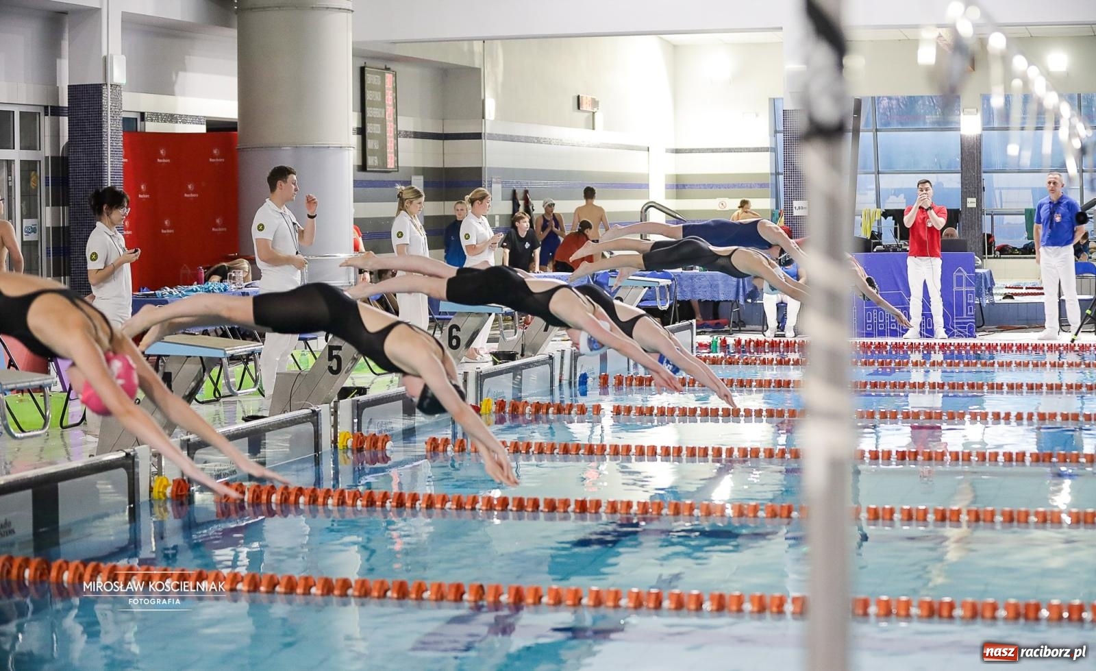 Zdjęcie w galerii na portalu naszraciborz.pl: Mistrzostwa Szkół Sportowych Racibórz 2026. Ponad 380 zawodników na pływalni H2Ostróg [FOTO] wiadomości z regionu