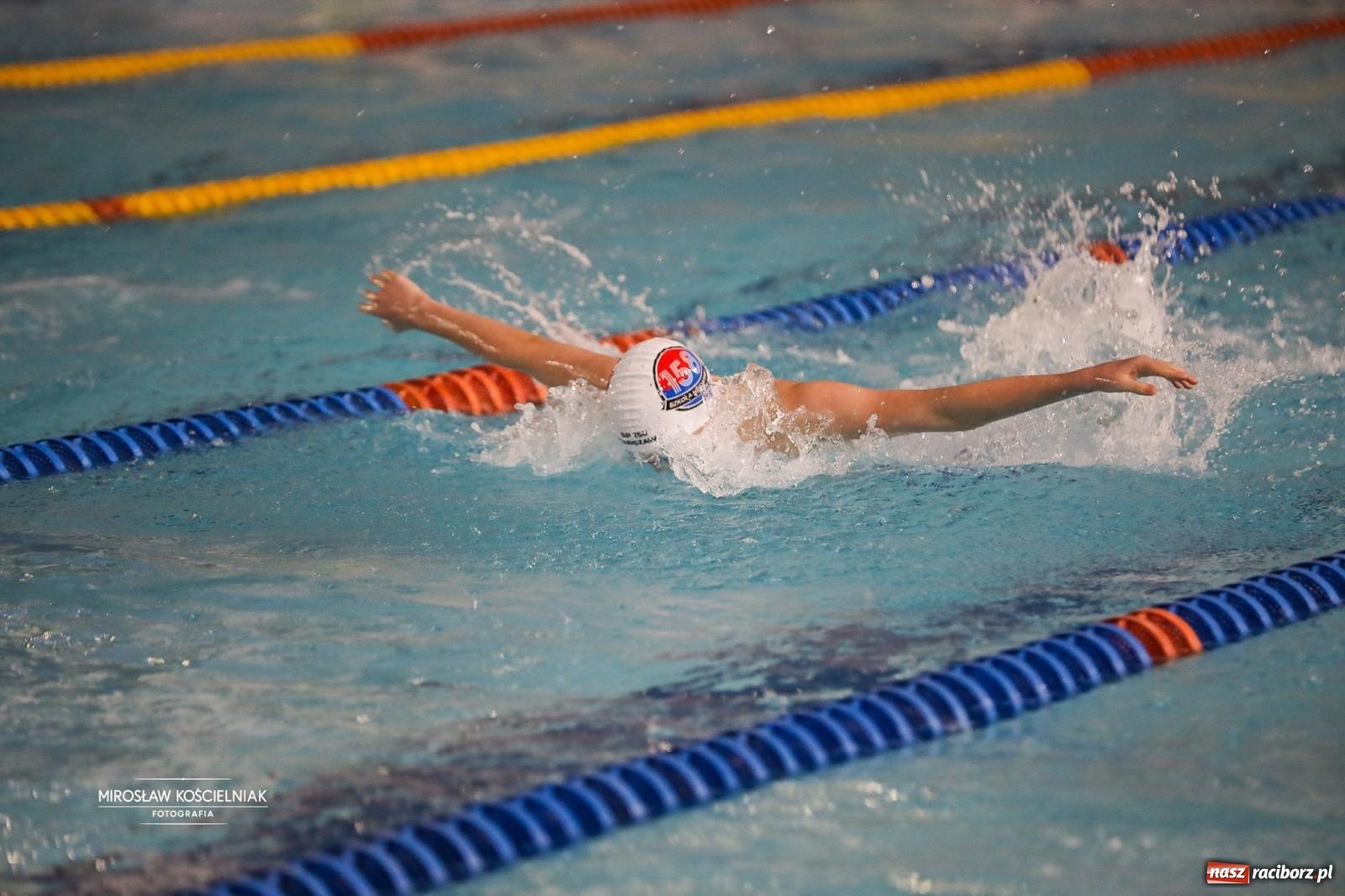 Zdjęcie w galerii na portalu naszraciborz.pl: Mistrzostwa Szkół Sportowych Racibórz 2026. Ponad 380 zawodników na pływalni H2Ostróg [FOTO] wiadomości z regionu