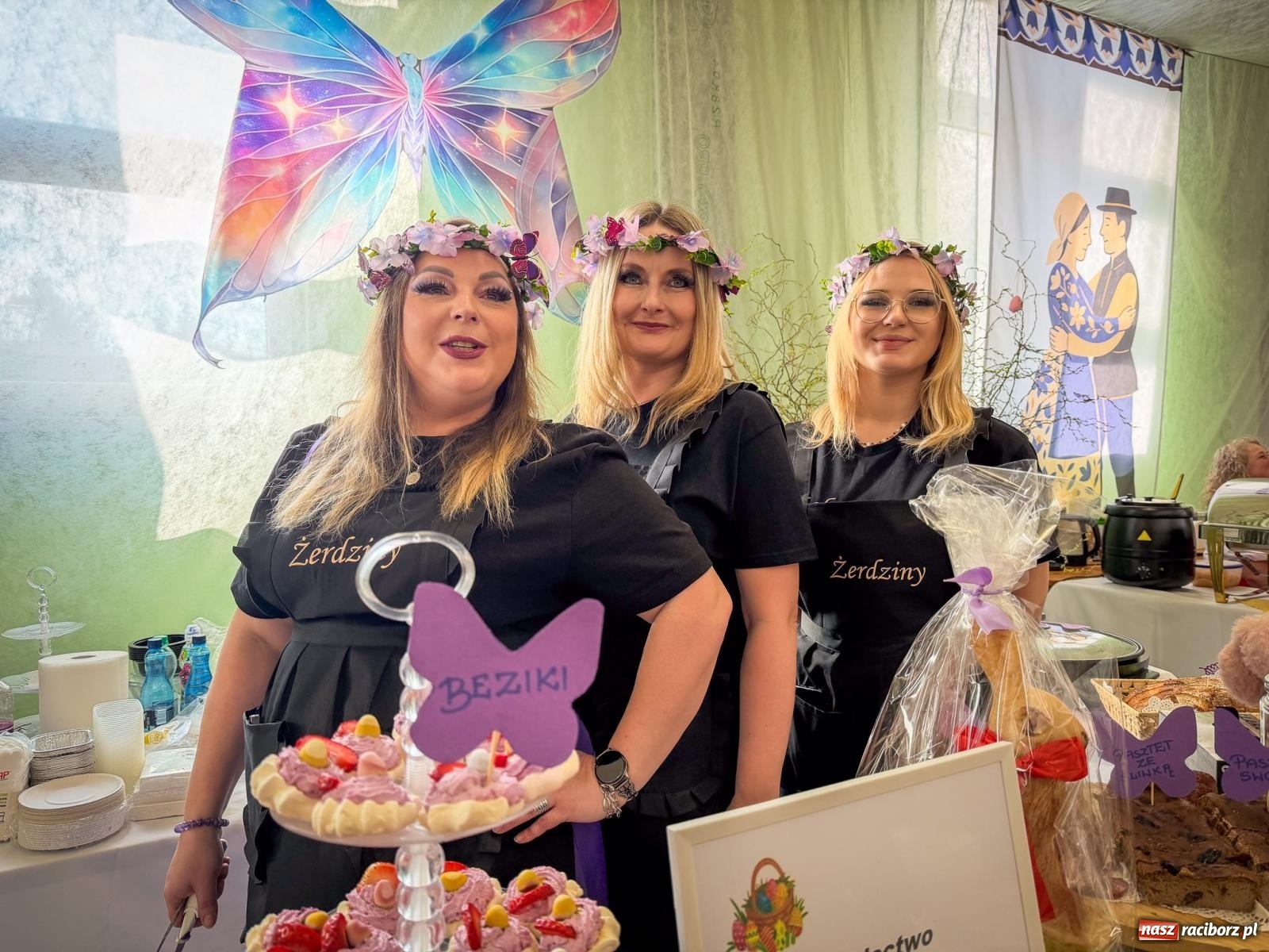 Zdjęcie w galerii na portalu naszraciborz.pl: Stoły Wielkanocne w Pietrowicach Wielkich. Śląska tradycja, muzyka i godka w centrum wydarzeń wiadomości z regionu