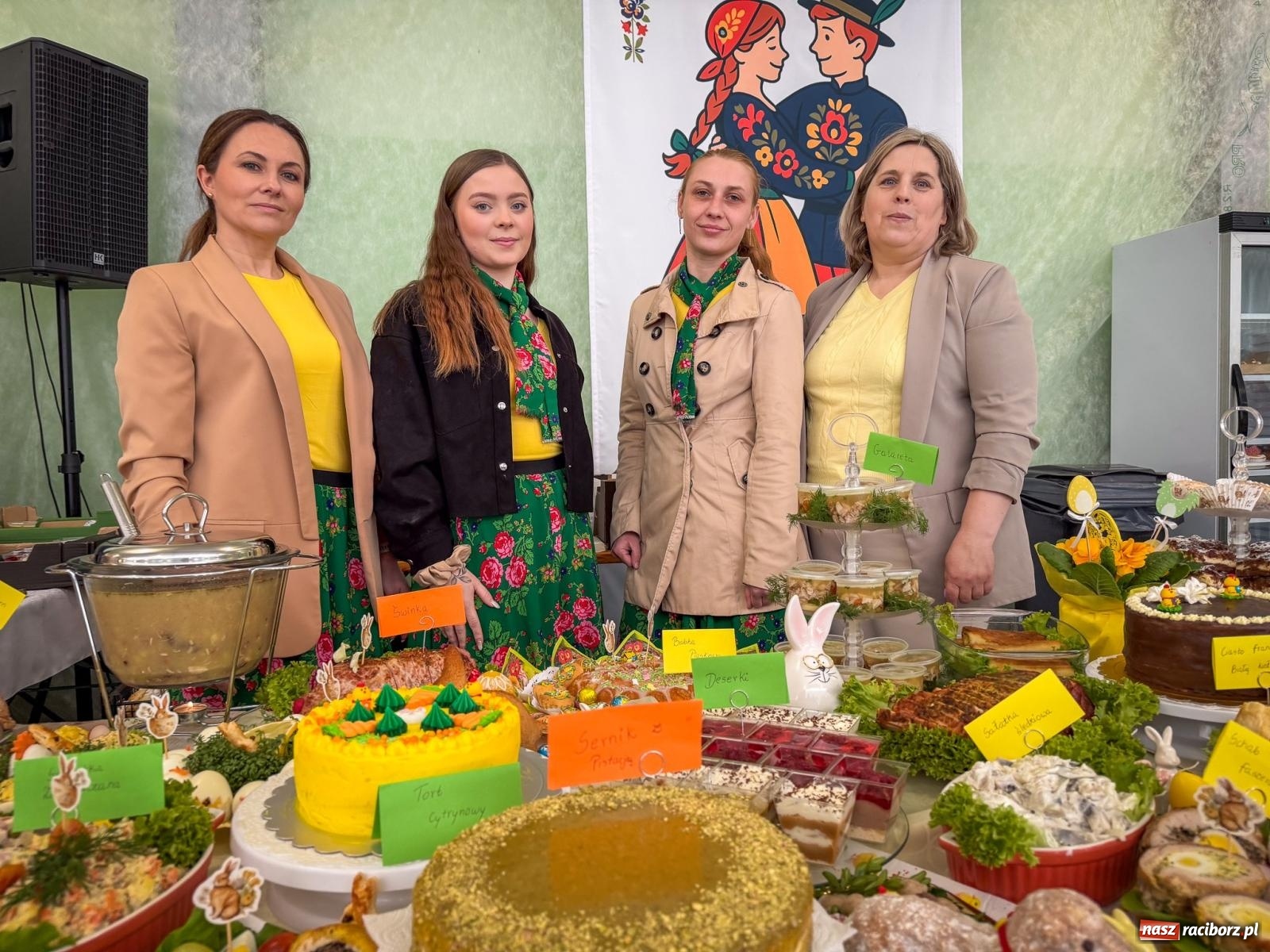 Zdjęcie w galerii na portalu naszraciborz.pl: Stoły Wielkanocne w Pietrowicach Wielkich. Śląska tradycja, muzyka i godka w centrum wydarzeń wiadomości z regionu