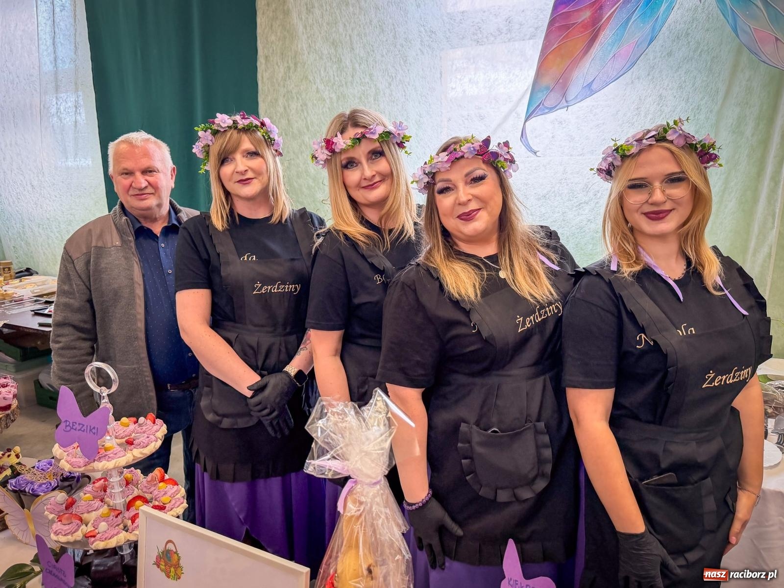 Zdjęcie w galerii na portalu naszraciborz.pl: Stoły Wielkanocne w Pietrowicach Wielkich. Śląska tradycja, muzyka i godka w centrum wydarzeń wiadomości z regionu