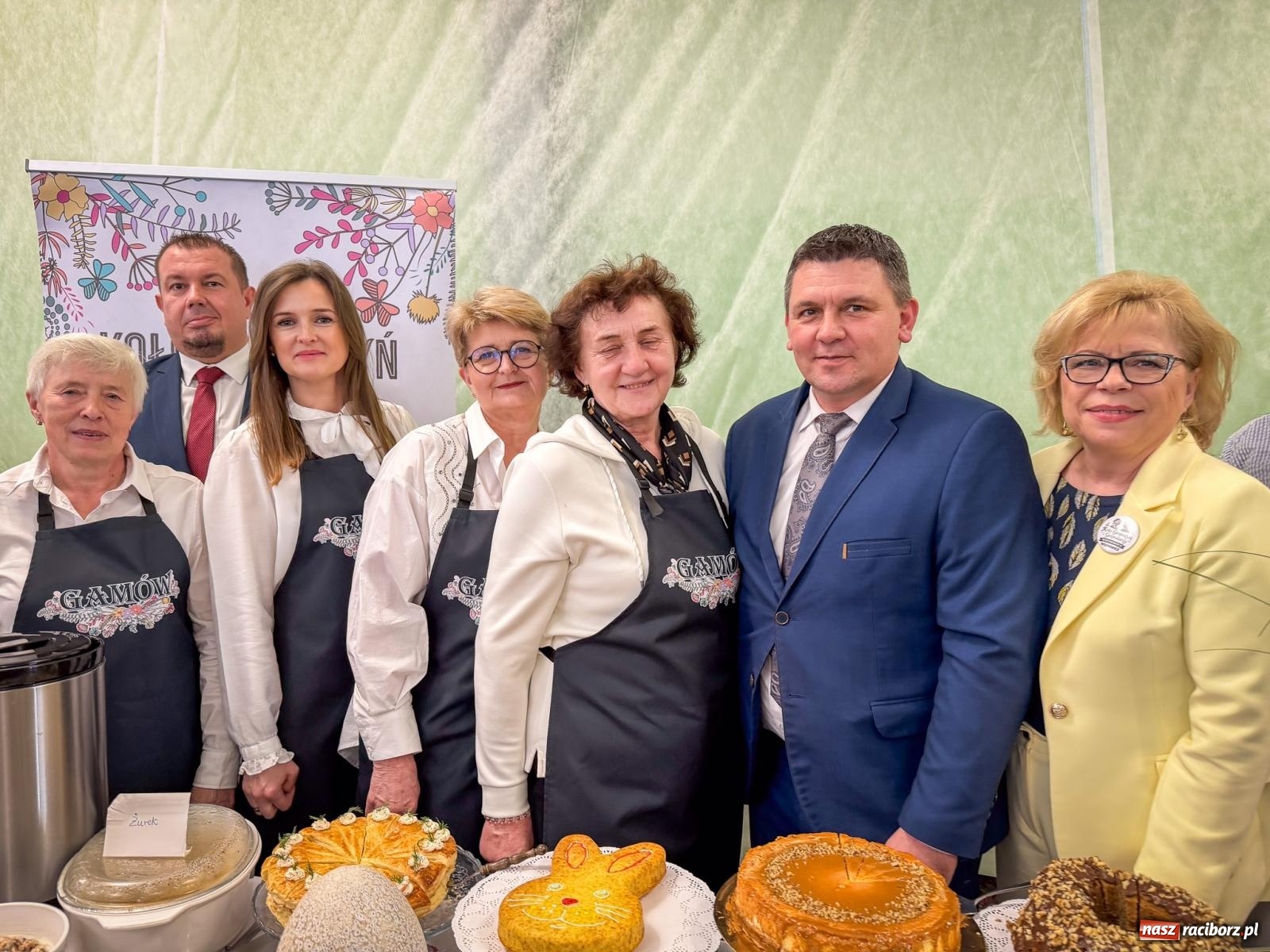 Zdjęcie w galerii na portalu naszraciborz.pl: Stoły Wielkanocne w Pietrowicach Wielkich. Śląska tradycja, muzyka i godka w centrum wydarzeń wiadomości z regionu