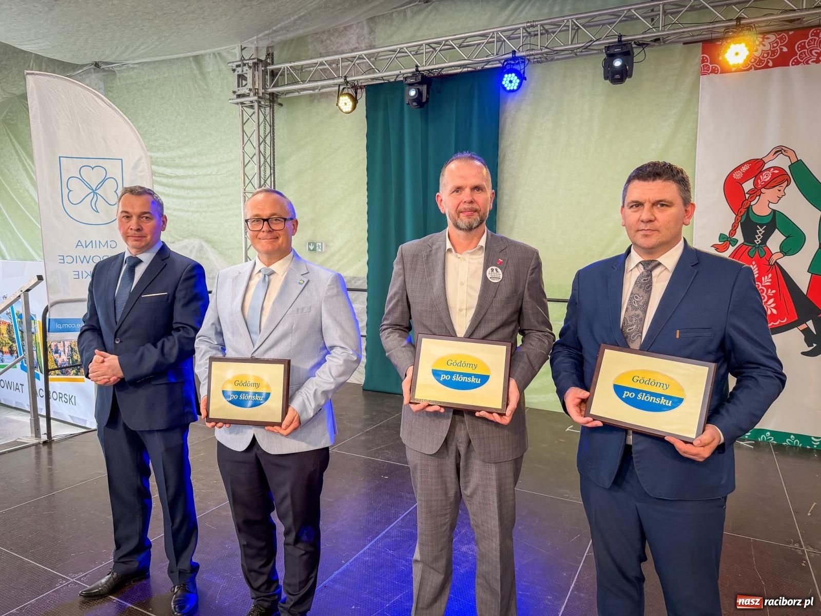 Zdjęcie w galerii na portalu naszraciborz.pl: Stoły Wielkanocne w Pietrowicach Wielkich. Śląska tradycja, muzyka i godka w centrum wydarzeń wiadomości z regionu