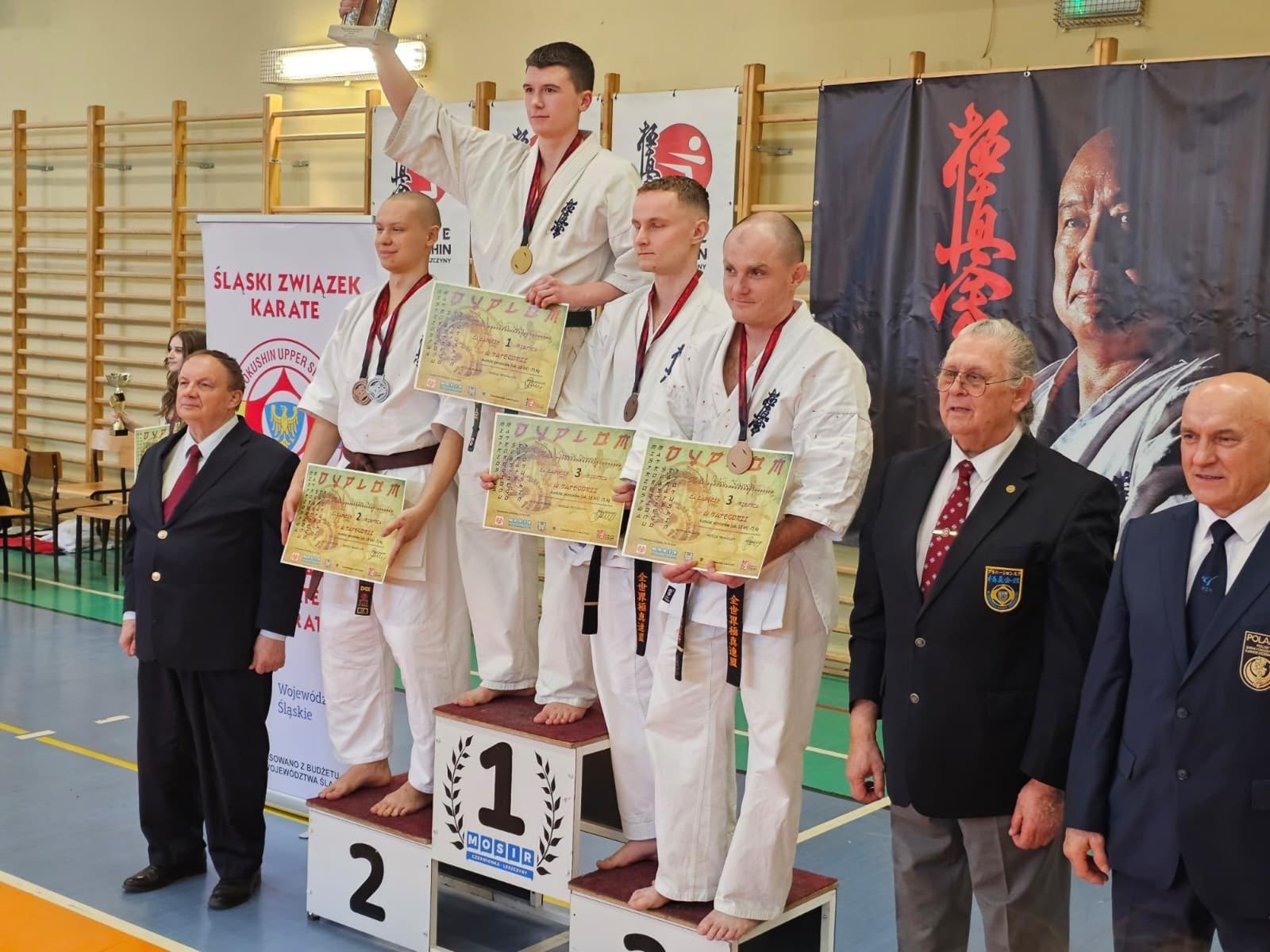 Zdjęcie w galerii na portalu naszraciborz.pl: Siedem medali dla Raciborza na Mistrzostwach Makroregionu Śląskiego Karate Kyokushin wiadomości z regionu