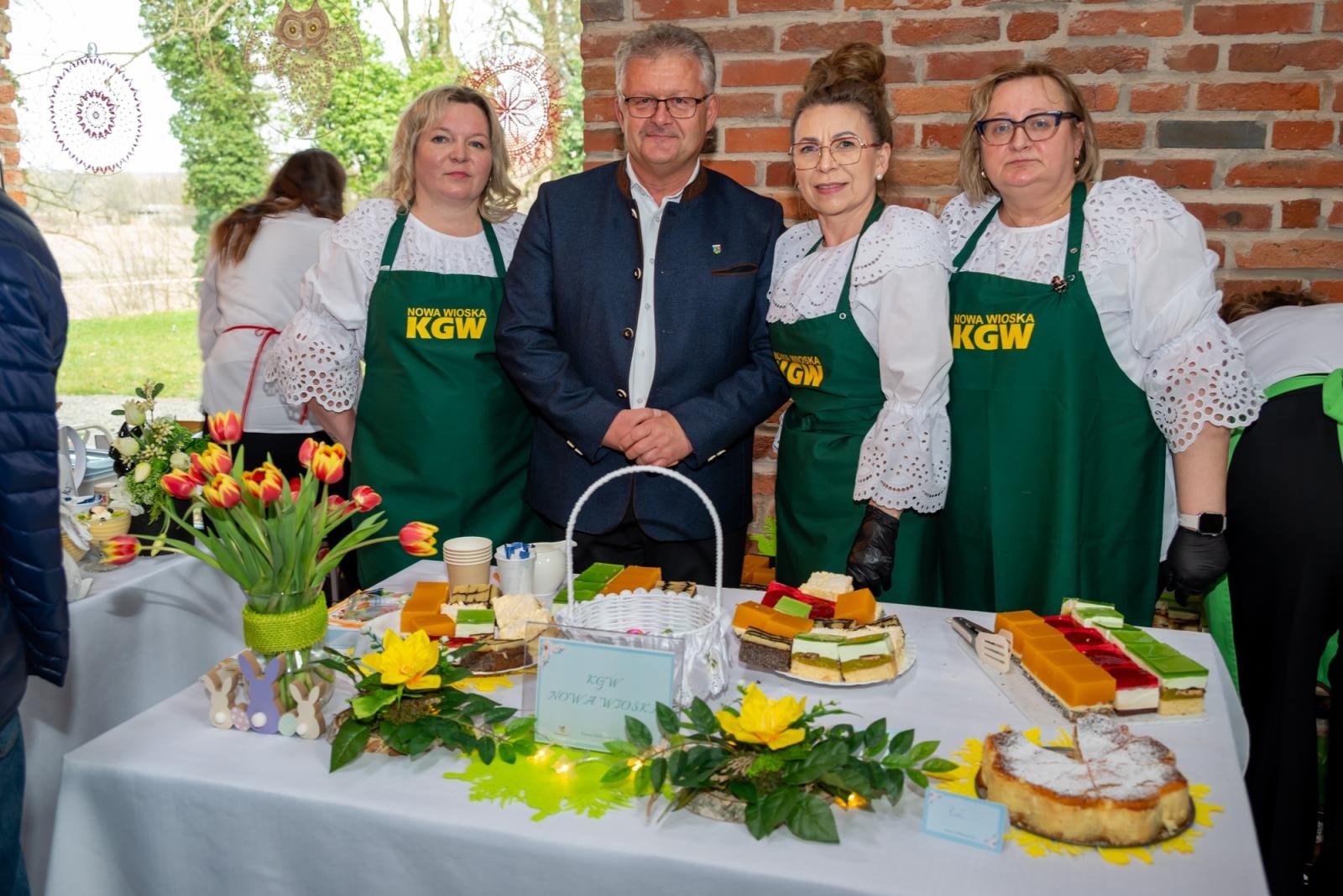 Zdjęcie w galerii na portalu naszraciborz.pl: Kiermasz Wielkanocny w Tworkowie przyciągnął tłumy mieszkańców wiadomości z regionu