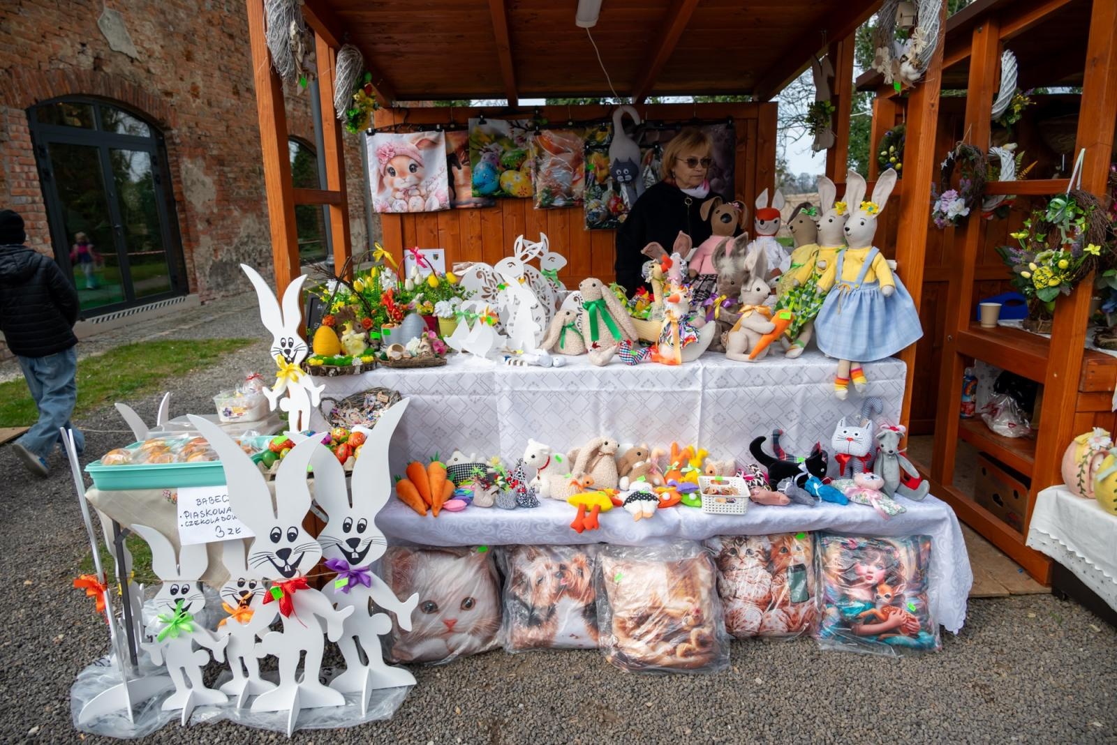 Zdjęcie w galerii na portalu naszraciborz.pl: Kiermasz Wielkanocny w Tworkowie przyciągnął tłumy mieszkańców wiadomości z regionu