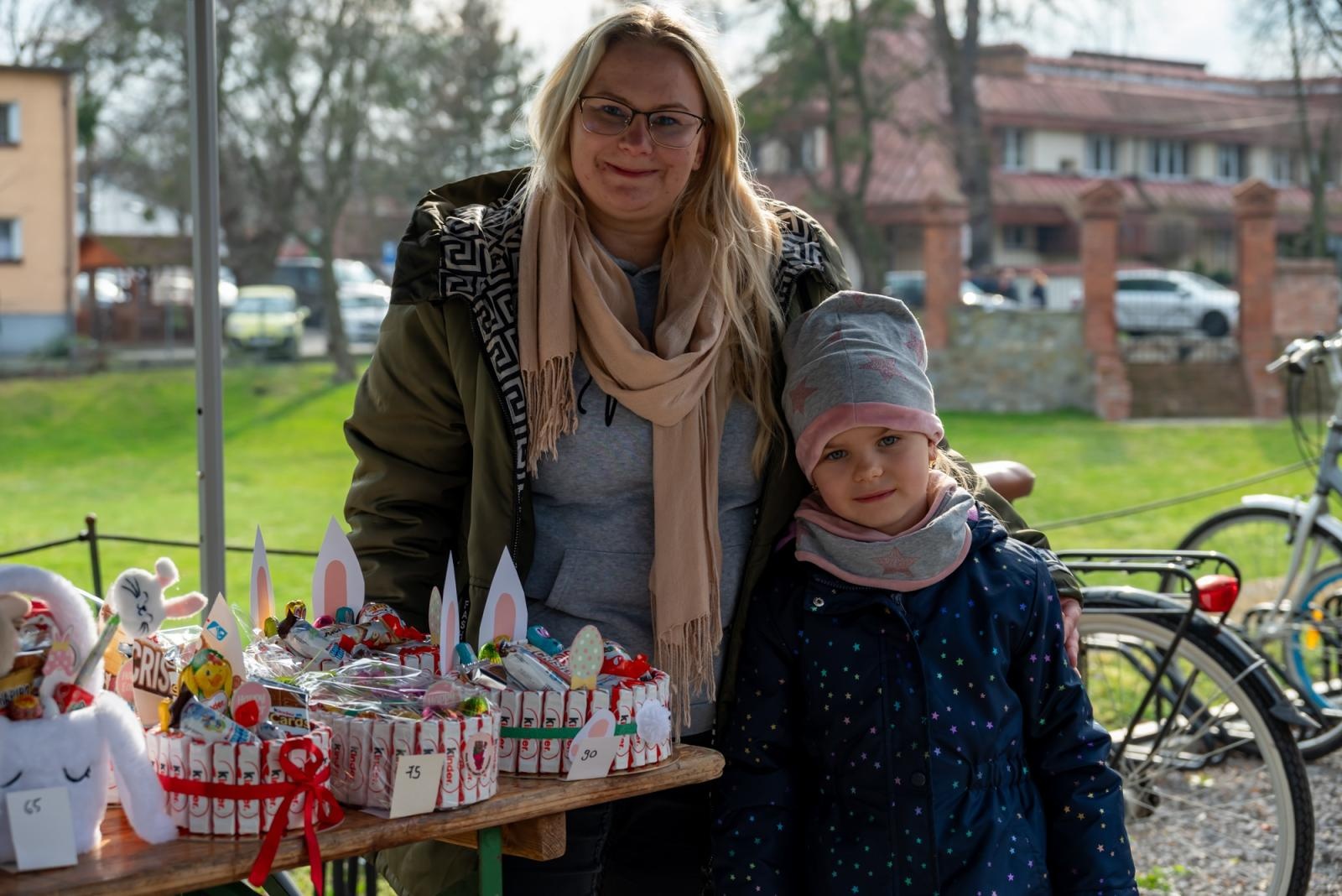 Zdjęcie w galerii na portalu naszraciborz.pl: Kiermasz Wielkanocny w Tworkowie przyciągnął tłumy mieszkańców wiadomości z regionu