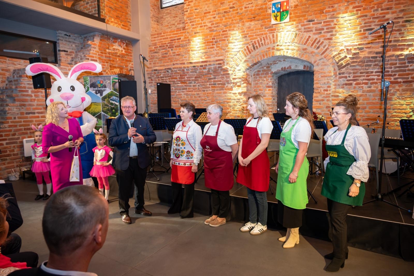 Zdjęcie w galerii na portalu naszraciborz.pl: Kiermasz Wielkanocny w Tworkowie przyciągnął tłumy mieszkańców wiadomości z regionu