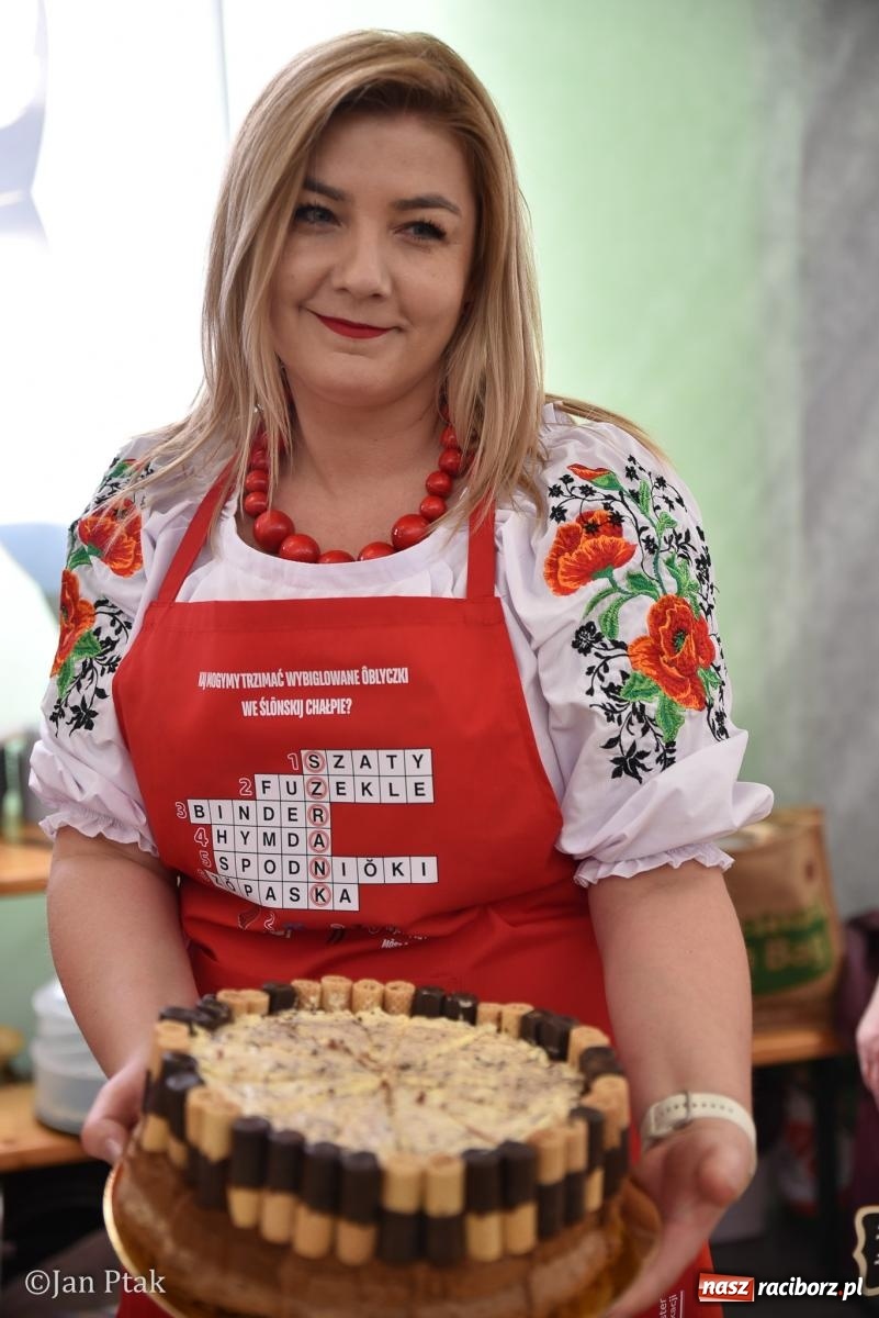 Zdjęcie w galerii na portalu naszraciborz.pl: Dziedzictwo na talerzu i w słowie. Śląska Wielkanoc w Pietrowicach Wielkich na bis [FOTO] wiadomości z regionu