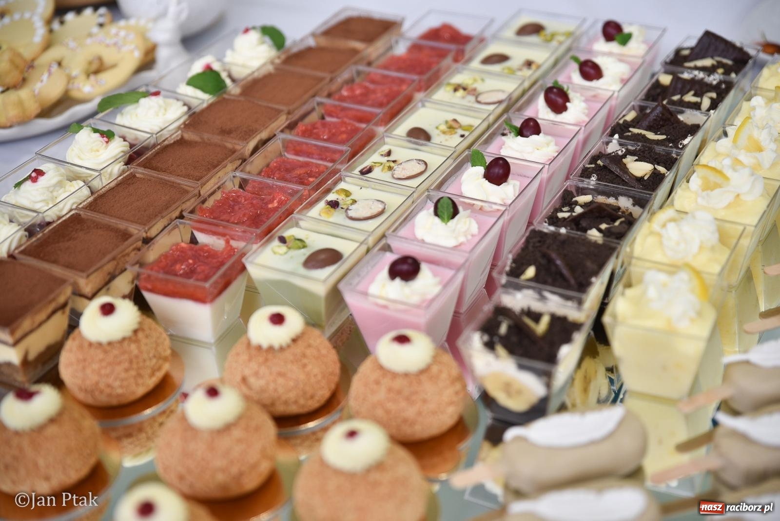 Zdjęcie w galerii na portalu naszraciborz.pl: Dziedzictwo na talerzu i w słowie. Śląska Wielkanoc w Pietrowicach Wielkich na bis [FOTO] wiadomości z regionu