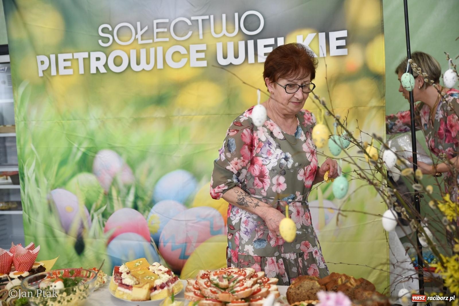 Zdjęcie w galerii na portalu naszraciborz.pl: Dziedzictwo na talerzu i w słowie. Śląska Wielkanoc w Pietrowicach Wielkich na bis [FOTO] wiadomości z regionu