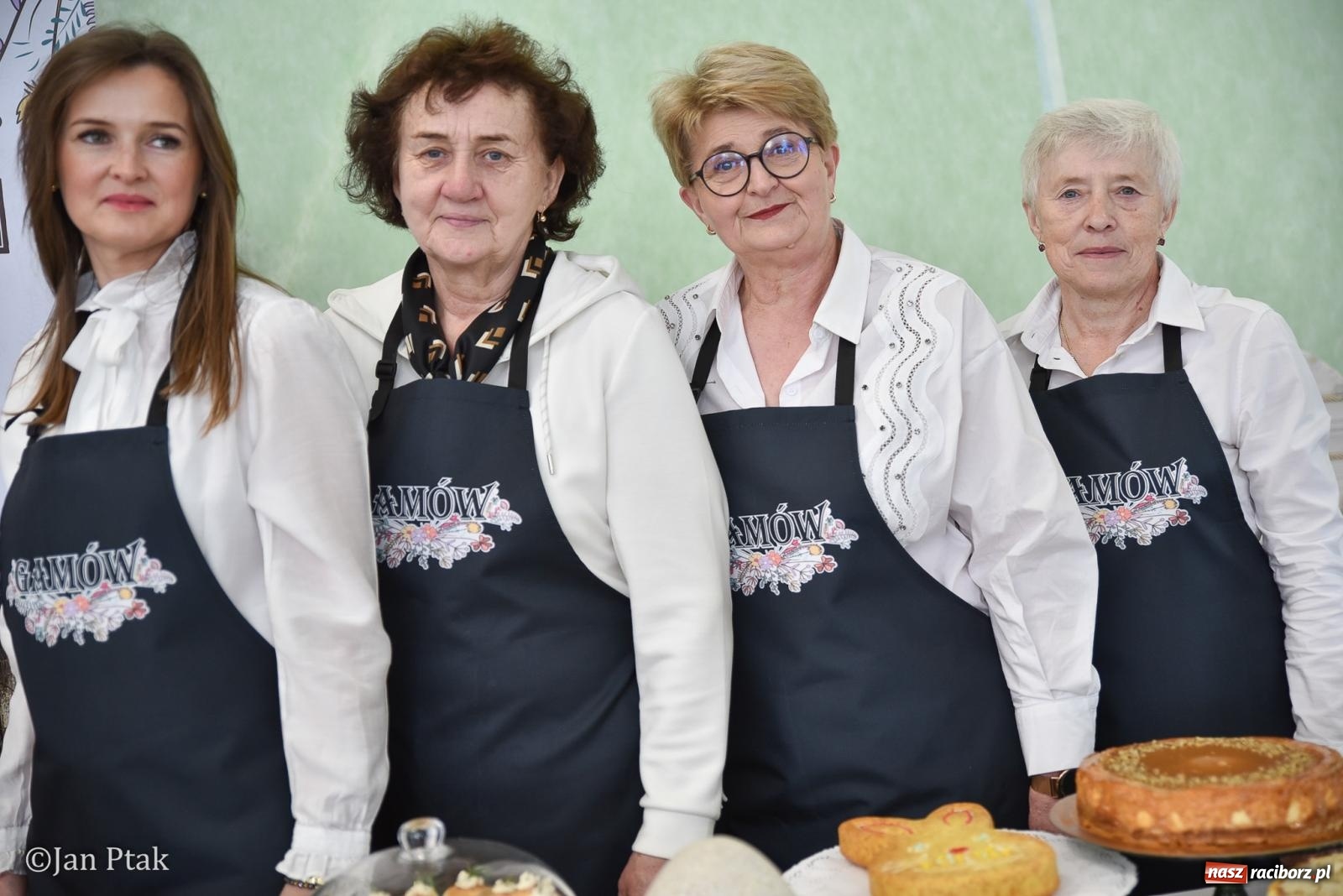 Zdjęcie w galerii na portalu naszraciborz.pl: Dziedzictwo na talerzu i w słowie. Śląska Wielkanoc w Pietrowicach Wielkich na bis [FOTO] wiadomości z regionu