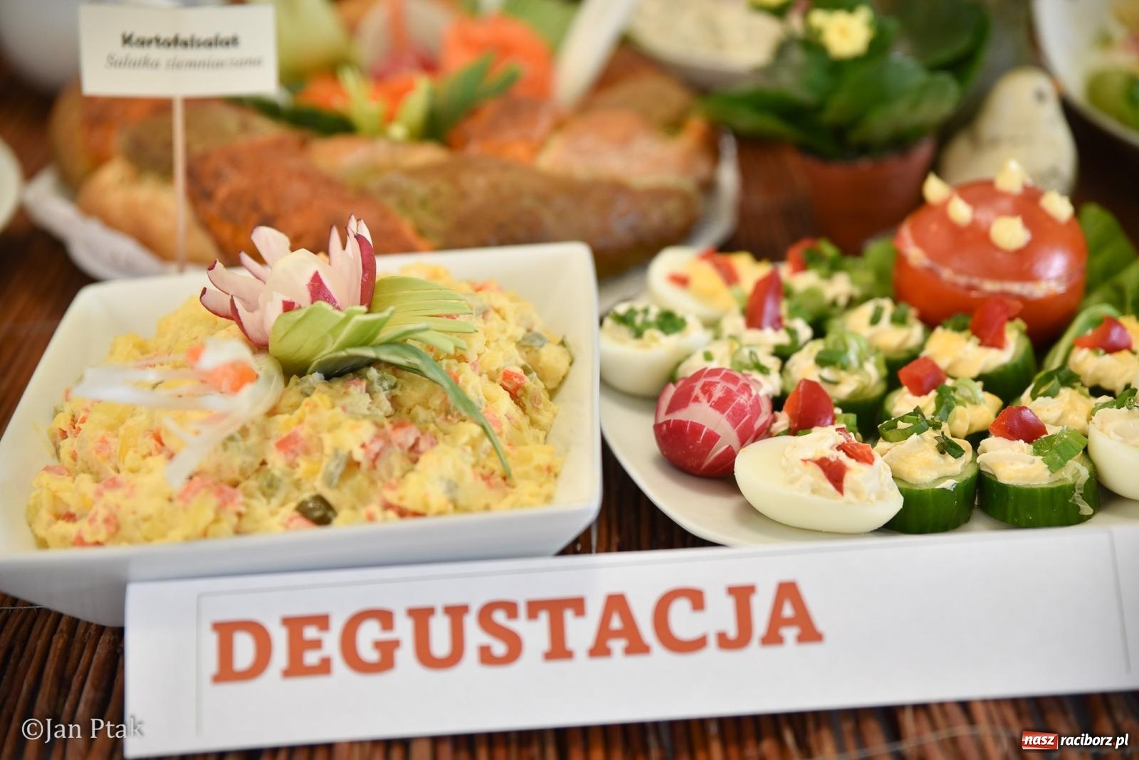 Zdjęcie w galerii na portalu naszraciborz.pl: Dziedzictwo na talerzu i w słowie. Śląska Wielkanoc w Pietrowicach Wielkich na bis [FOTO] wiadomości z regionu