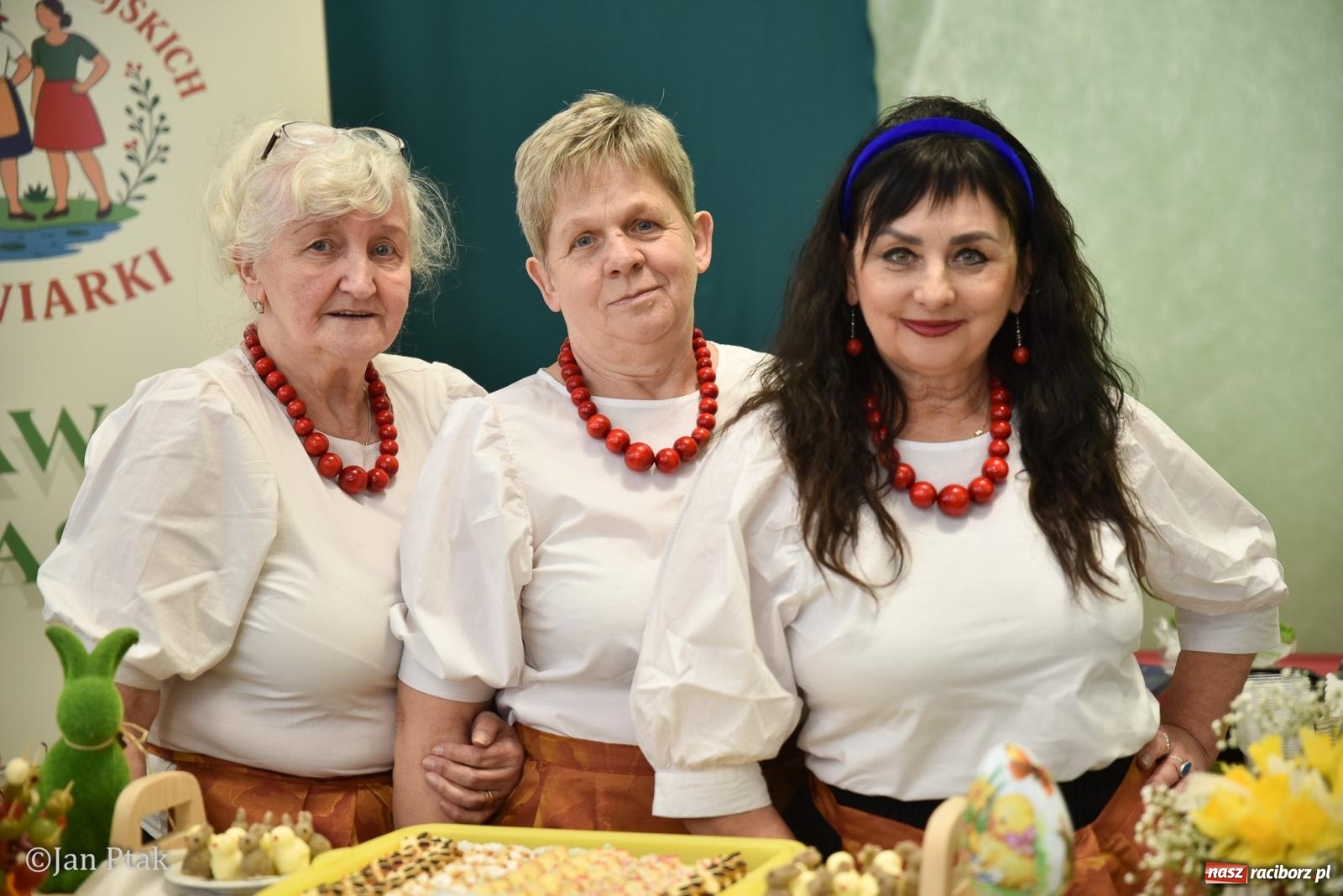 Zdjęcie w galerii na portalu naszraciborz.pl: Dziedzictwo na talerzu i w słowie. Śląska Wielkanoc w Pietrowicach Wielkich na bis [FOTO] wiadomości z regionu