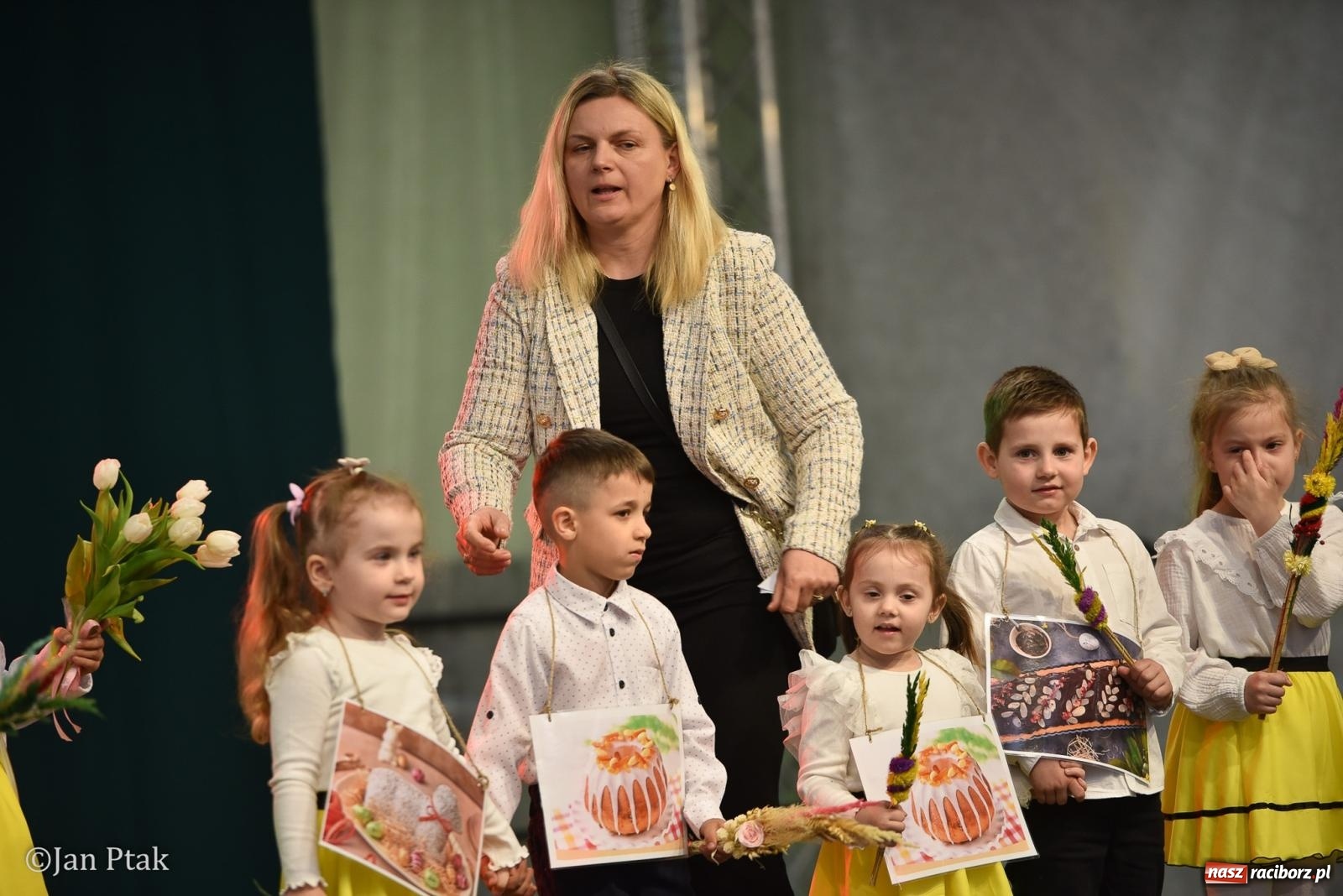 Zdjęcie w galerii na portalu naszraciborz.pl: Dziedzictwo na talerzu i w słowie. Śląska Wielkanoc w Pietrowicach Wielkich na bis [FOTO] wiadomości z regionu