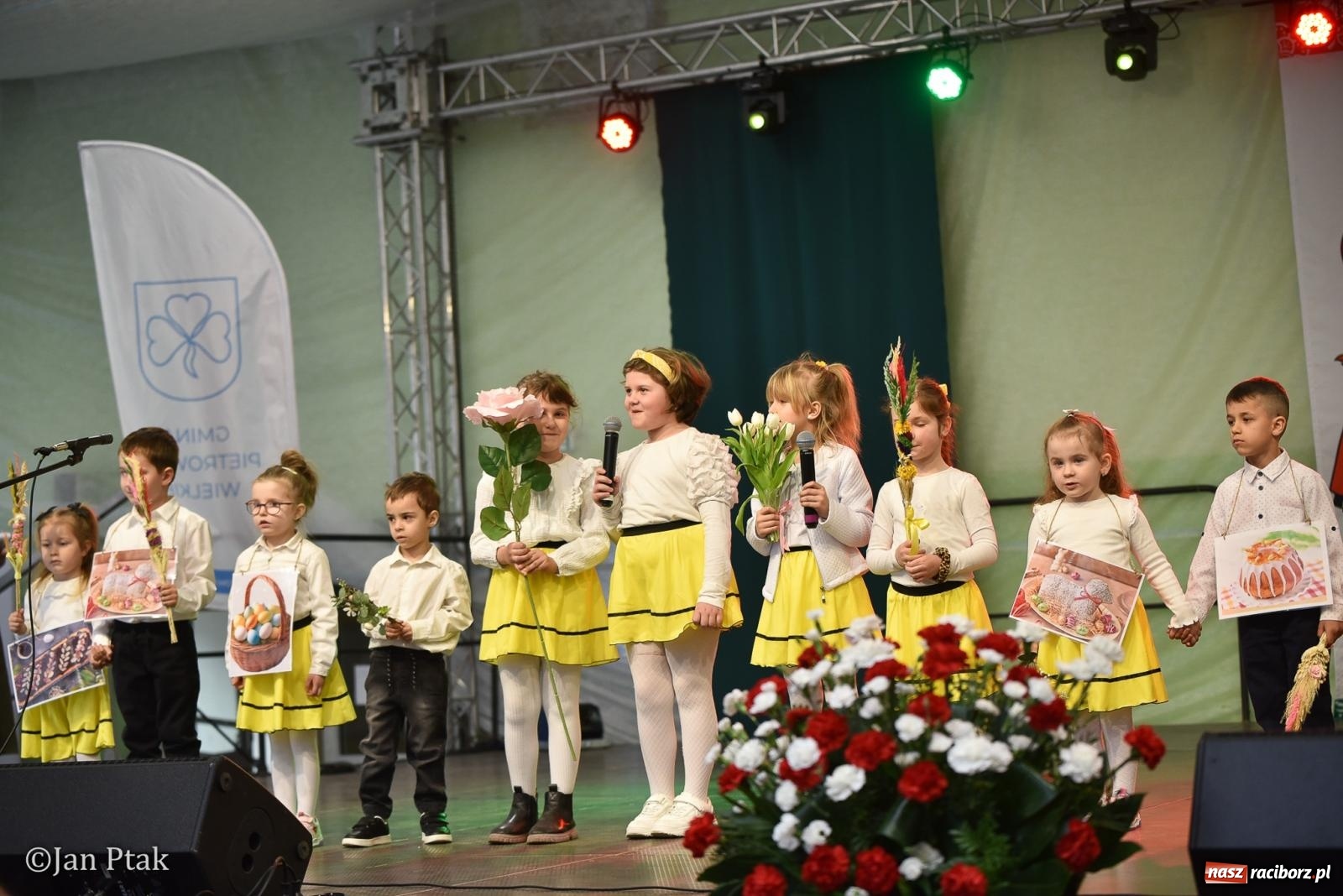 Zdjęcie w galerii na portalu naszraciborz.pl: Dziedzictwo na talerzu i w słowie. Śląska Wielkanoc w Pietrowicach Wielkich na bis [FOTO] wiadomości z regionu