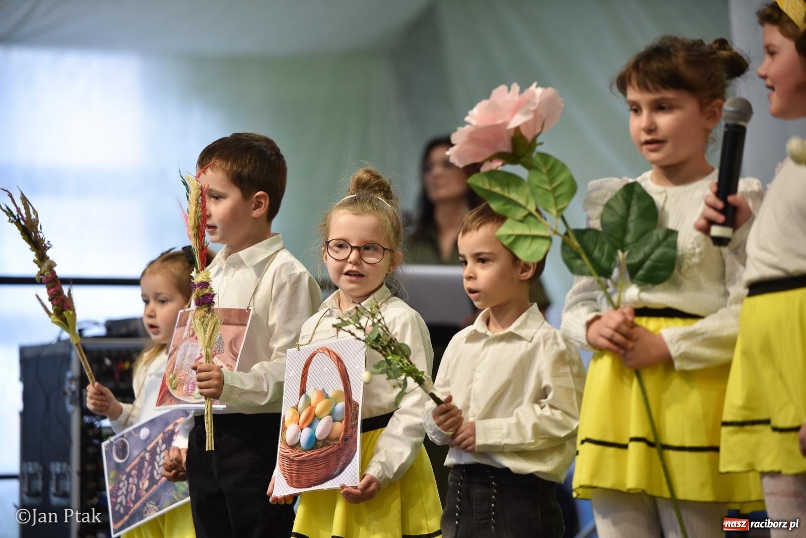 Zdjęcie w galerii na portalu naszraciborz.pl: Dziedzictwo na talerzu i w słowie. Śląska Wielkanoc w Pietrowicach Wielkich na bis [FOTO] wiadomości z regionu