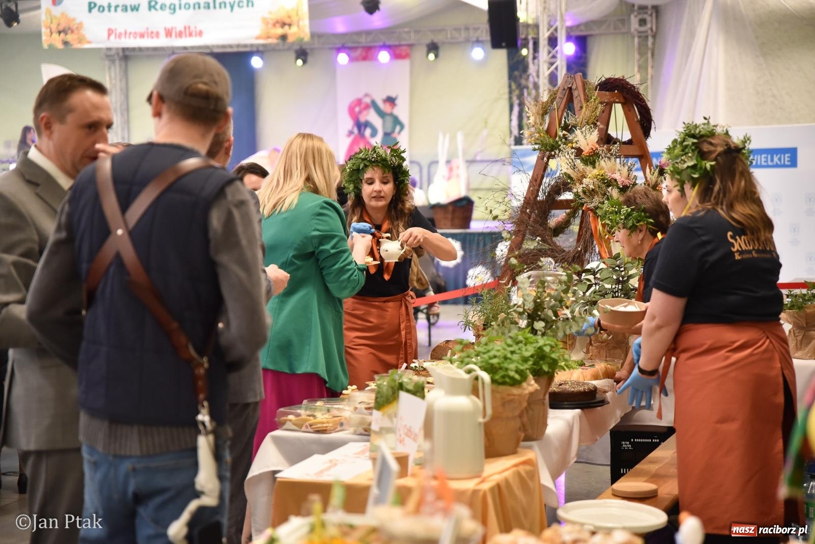 Zdjęcie w galerii na portalu naszraciborz.pl: Dziedzictwo na talerzu i w słowie. Śląska Wielkanoc w Pietrowicach Wielkich na bis [FOTO] wiadomości z regionu