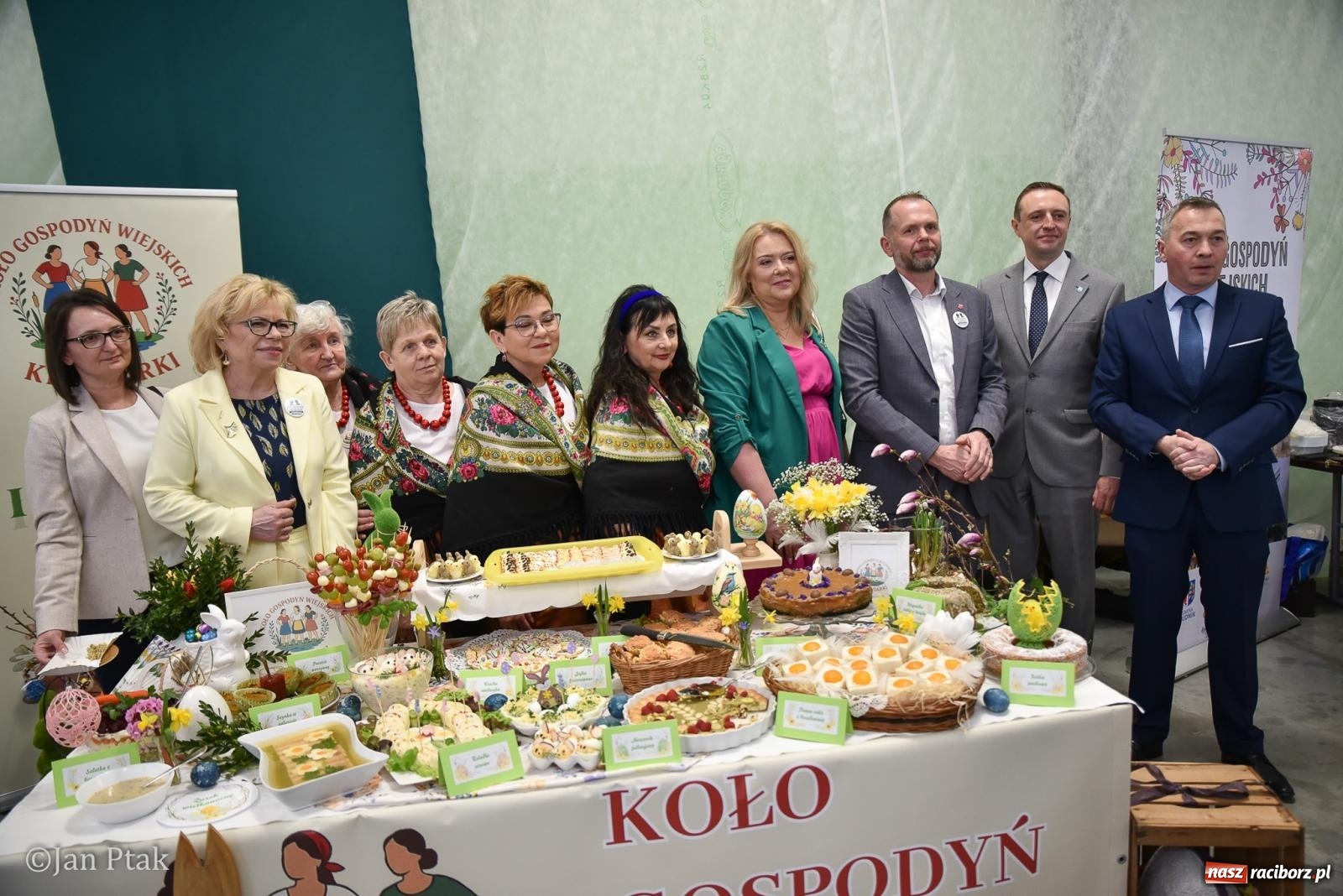 Zdjęcie w galerii na portalu naszraciborz.pl: Dziedzictwo na talerzu i w słowie. Śląska Wielkanoc w Pietrowicach Wielkich na bis [FOTO] wiadomości z regionu