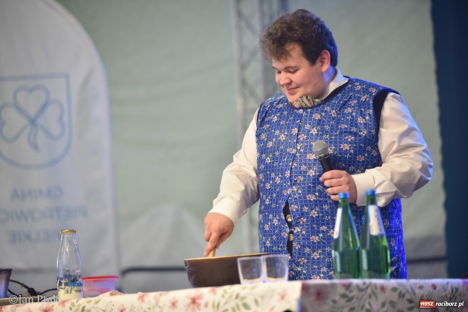 Zdjęcie w galerii na portalu naszraciborz.pl: Dziedzictwo na talerzu i w słowie. Śląska Wielkanoc w Pietrowicach Wielkich na bis [FOTO] wiadomości z regionu