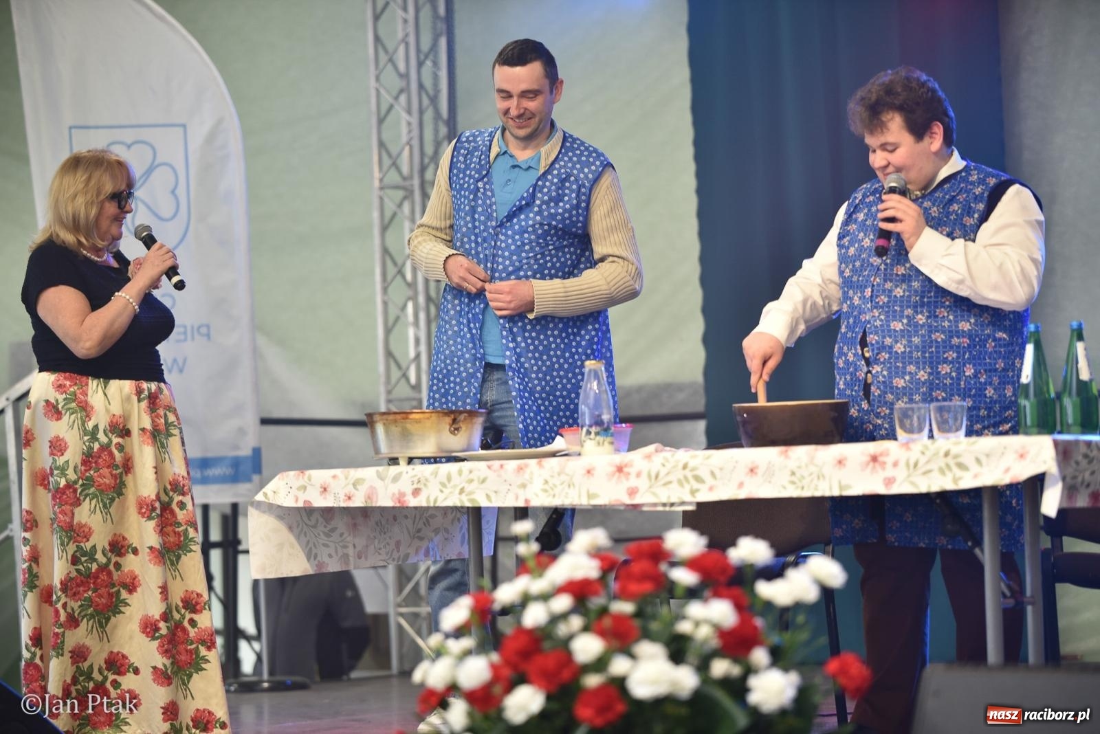 Zdjęcie w galerii na portalu naszraciborz.pl: Dziedzictwo na talerzu i w słowie. Śląska Wielkanoc w Pietrowicach Wielkich na bis [FOTO] wiadomości z regionu