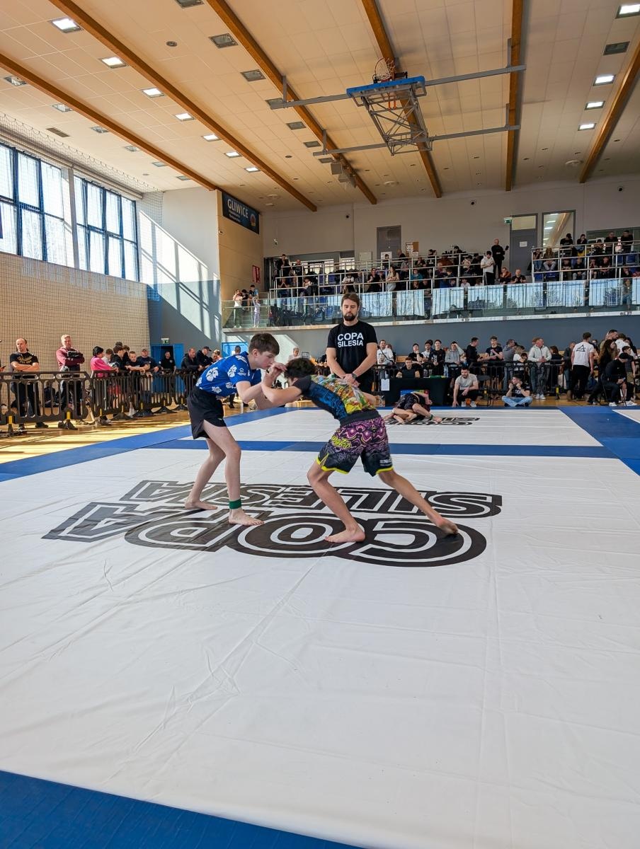 Zdjęcie w galerii na portalu naszraciborz.pl: Łamator Racibórz zdominował Copa Silesia 12. Grad medali i mocny sygnał formy wiadomości z regionu