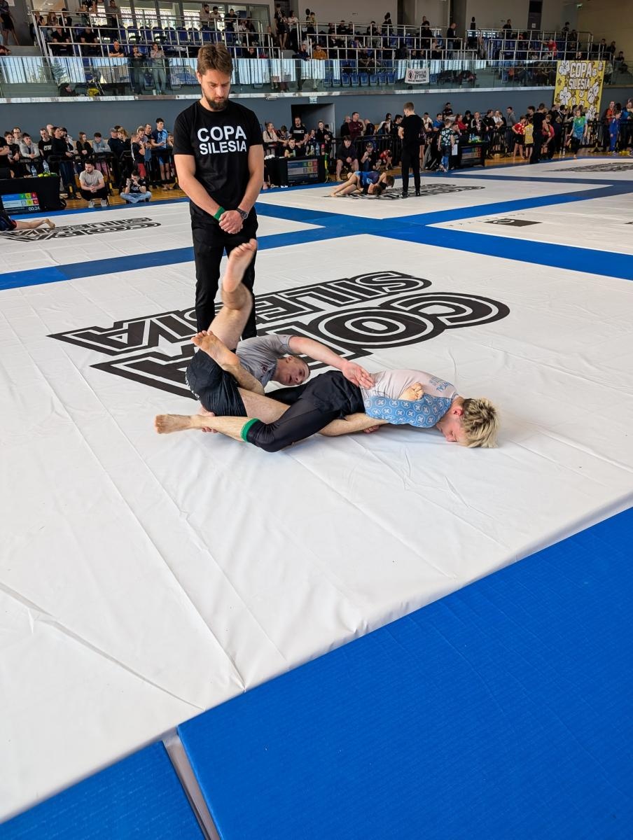 Zdjęcie w galerii na portalu naszraciborz.pl: Łamator Racibórz zdominował Copa Silesia 12. Grad medali i mocny sygnał formy wiadomości z regionu