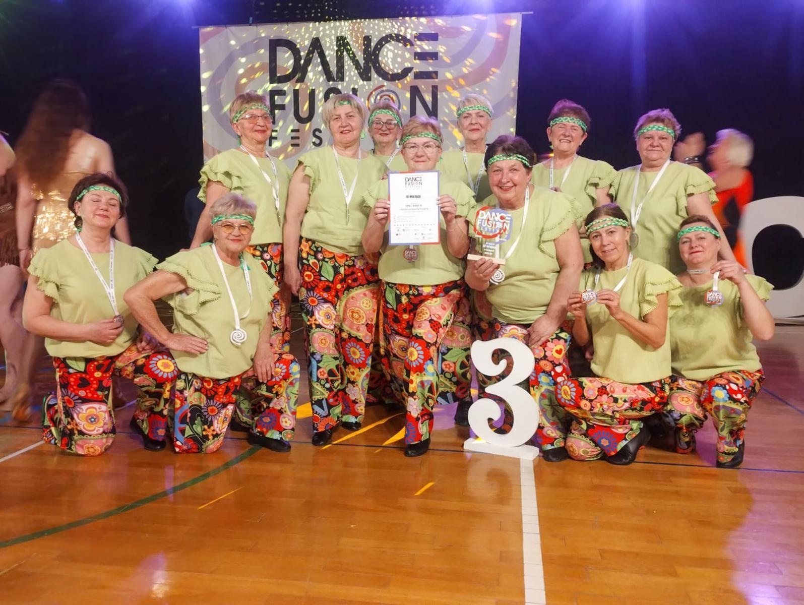 Zdjęcie w galerii na portalu naszraciborz.pl: Spec Babcie znów na podium. Sukces seniorek w konkursie DANCE FUSION wiadomości z regionu