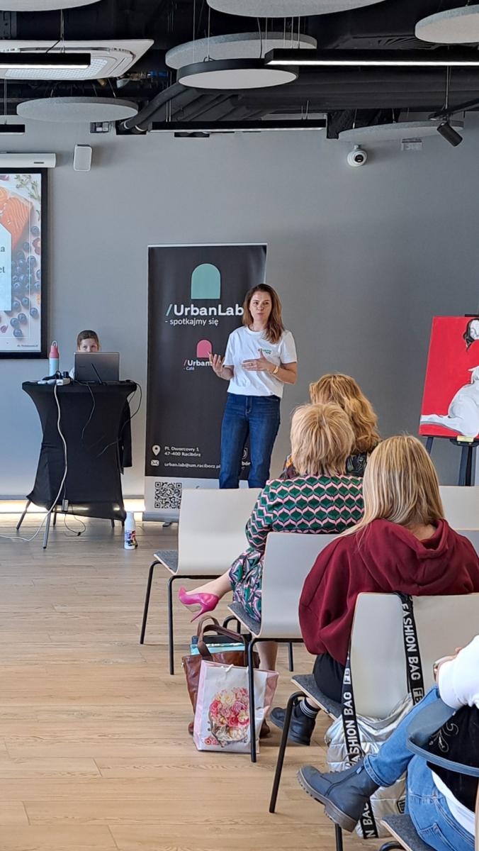 Zdjęcie w galerii na portalu naszraciborz.pl: Urban Ladies w Raciborzu. Kobieca energia i lokalna współpraca w Urban Labie wiadomości z regionu