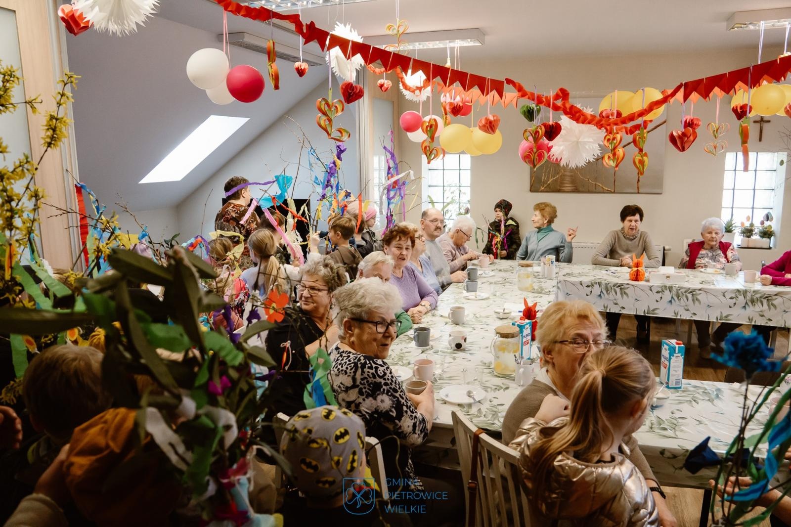 Zdjęcie w galerii na portalu naszraciborz.pl: Błękitne powitanie wiosny w Pietrowicach Wielkich wiadomości z regionu