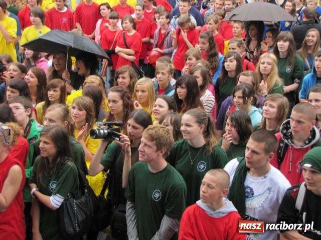 Zdjęcie w galerii na portalu naszraciborz.pl: Gimnazjada 2011 i Gimi Model wiadomości z regionu