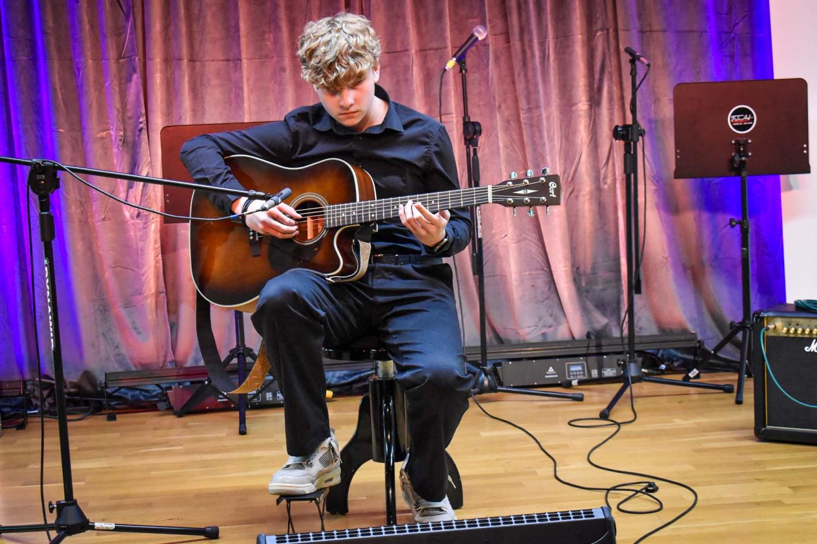 Zdjęcie w galerii na portalu naszraciborz.pl: Muzyczne powitanie wiosny na Zamku Piastowskim – koncert uczniów Ogniska Muzycznego Fulnart wiadomości z regionu