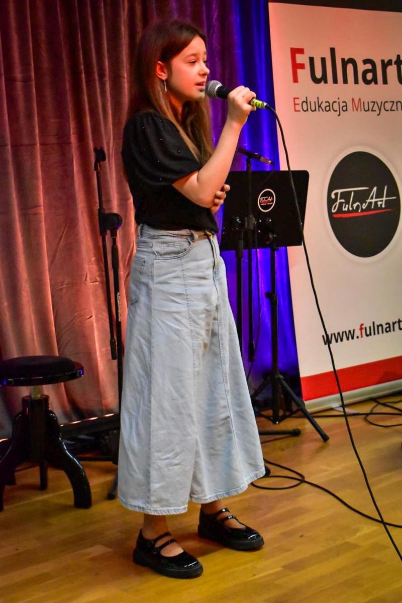 Zdjęcie w galerii na portalu naszraciborz.pl: Muzyczne powitanie wiosny na Zamku Piastowskim – koncert uczniów Ogniska Muzycznego Fulnart wiadomości z regionu