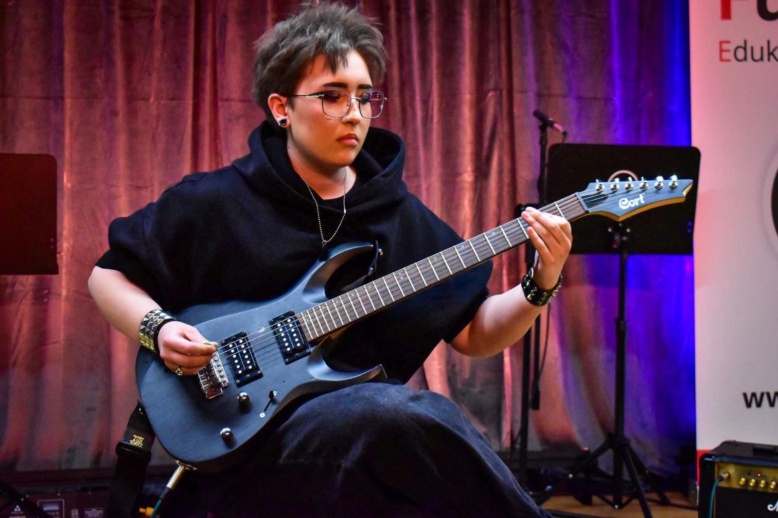 Zdjęcie w galerii na portalu naszraciborz.pl: Muzyczne powitanie wiosny na Zamku Piastowskim – koncert uczniów Ogniska Muzycznego Fulnart wiadomości z regionu