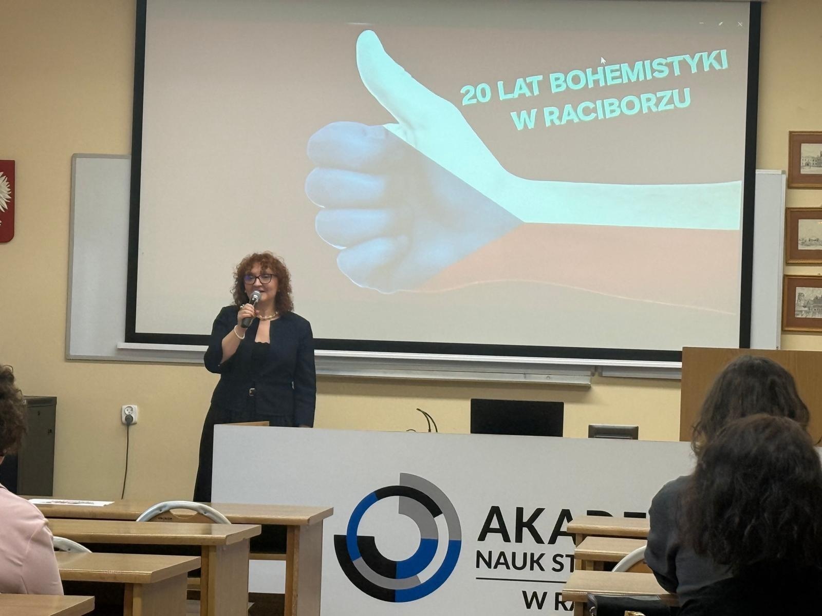 Zdjęcie w galerii na portalu naszraciborz.pl: XX-lecie bohemistyki w Akademii Nauk Stosowanych w Raciborzu wiadomości z regionu