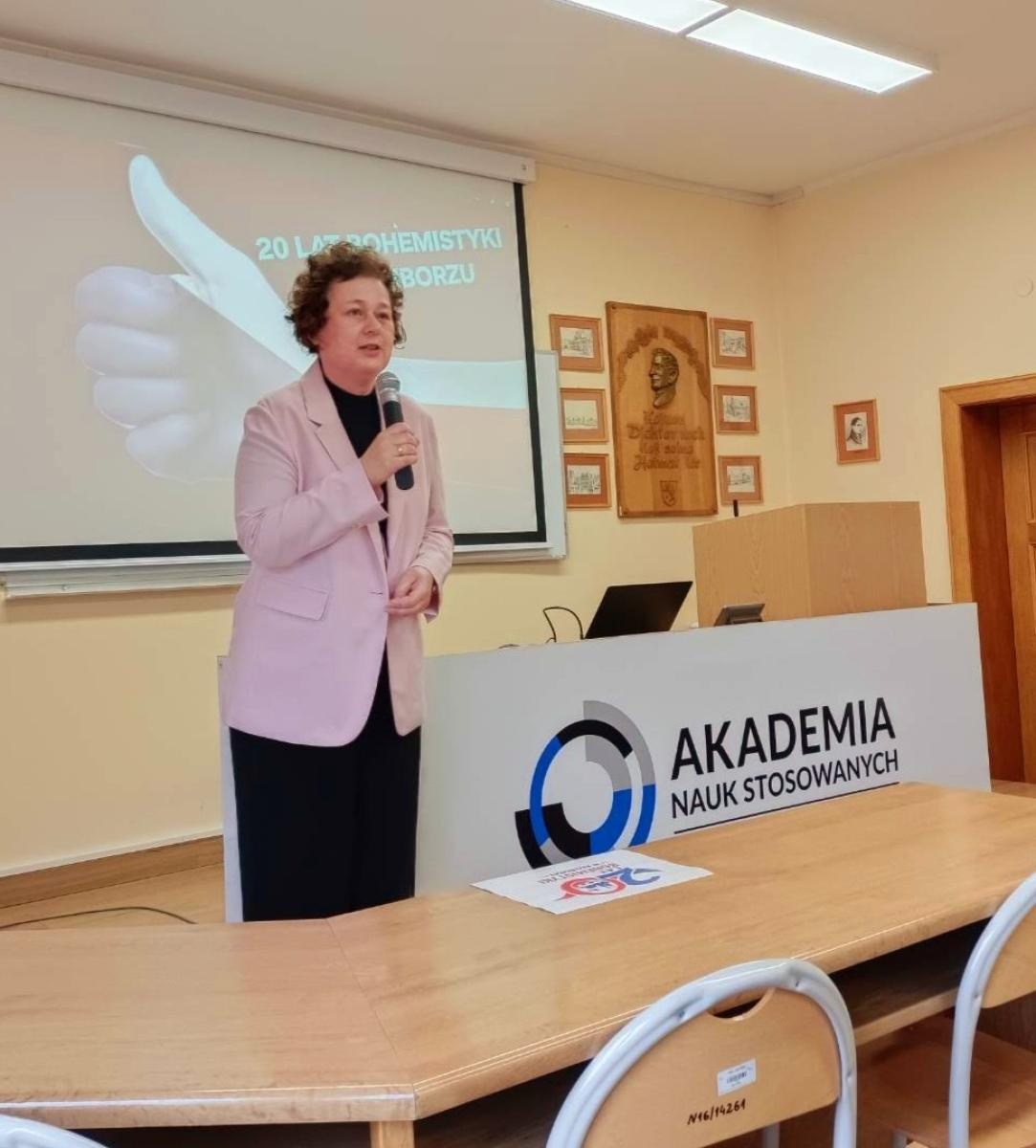 Zdjęcie w galerii na portalu naszraciborz.pl: XX-lecie bohemistyki w Akademii Nauk Stosowanych w Raciborzu wiadomości z regionu