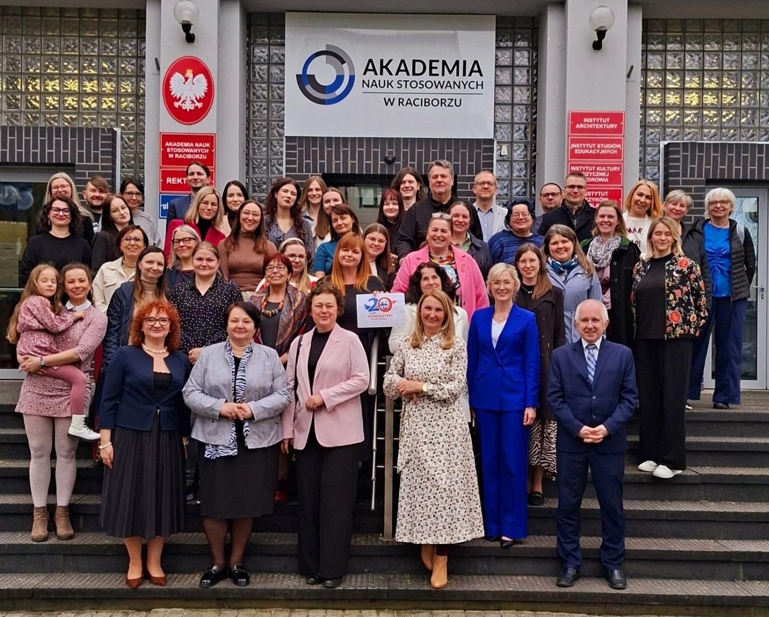 Zdjęcie w galerii na portalu naszraciborz.pl: XX-lecie bohemistyki w Akademii Nauk Stosowanych w Raciborzu wiadomości z regionu