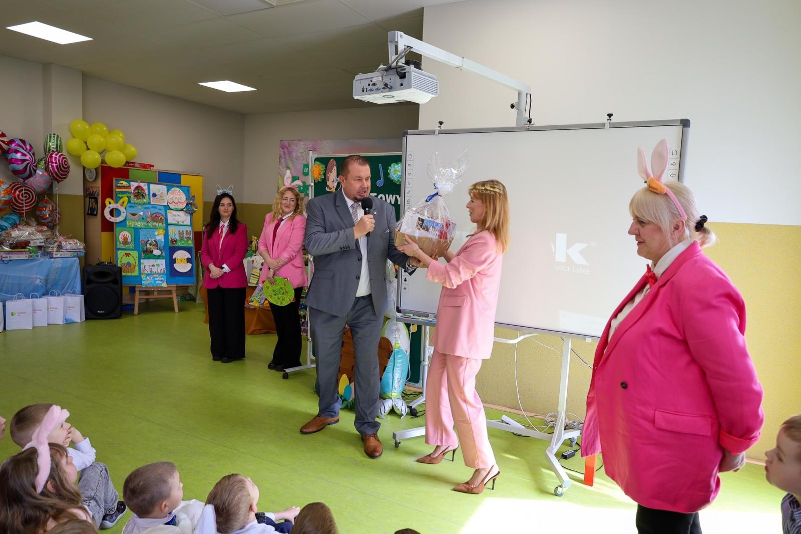 Zdjęcie w galerii na portalu naszraciborz.pl: Wielkanocny czas woła nas. Konkurs w Nędzy pełen kolorów i muzyki wiadomości z regionu