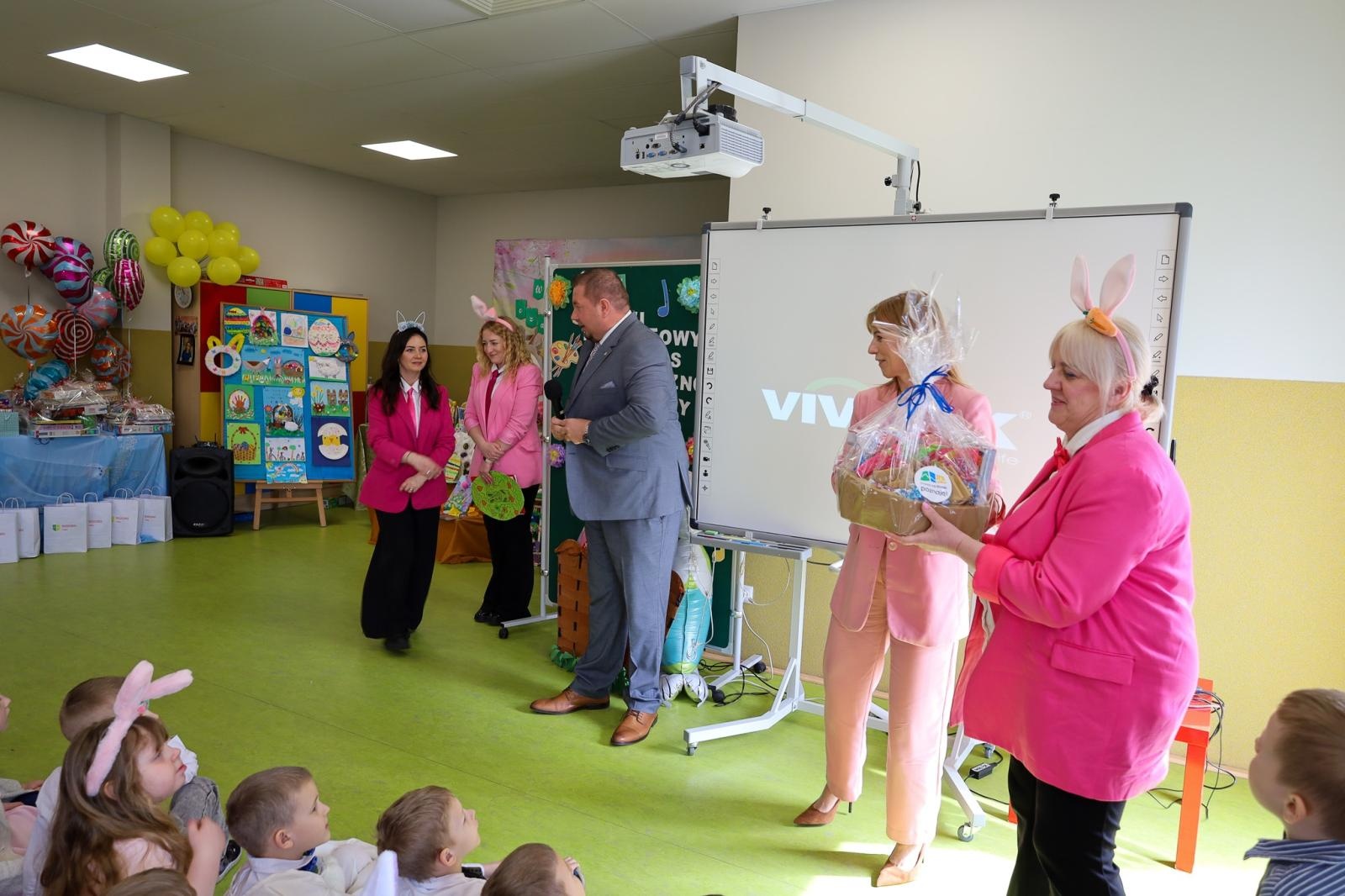 Zdjęcie w galerii na portalu naszraciborz.pl: Wielkanocny czas woła nas. Konkurs w Nędzy pełen kolorów i muzyki wiadomości z regionu