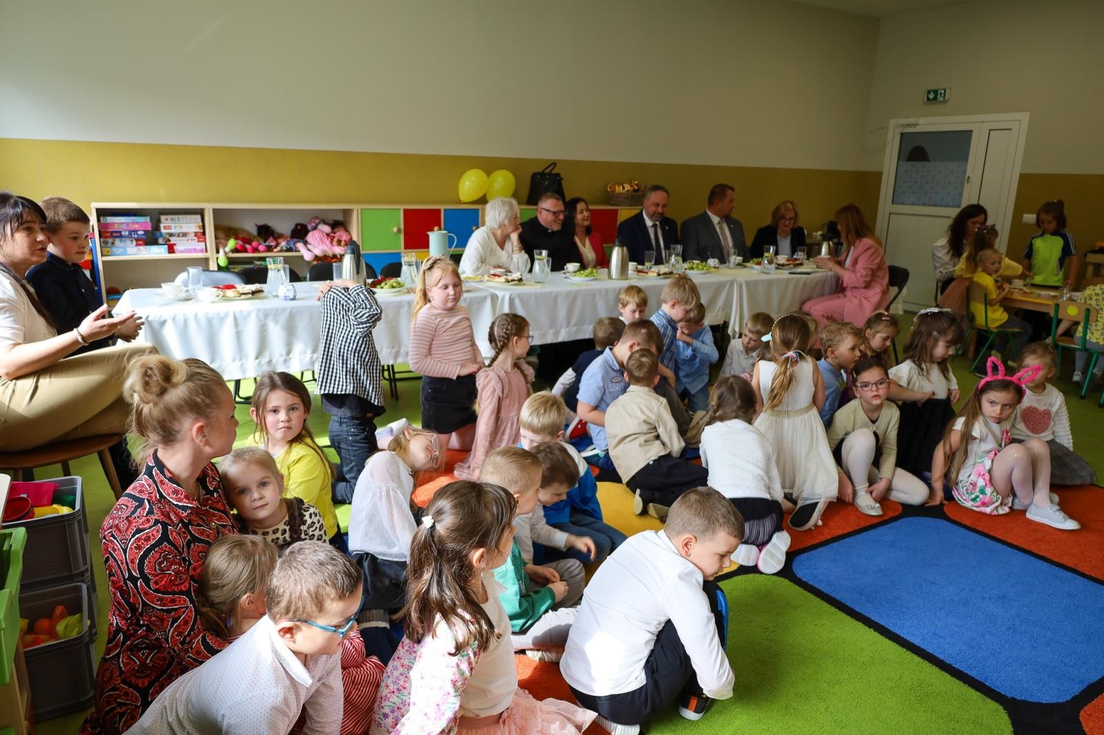 Zdjęcie w galerii na portalu naszraciborz.pl: Wielkanocny czas woła nas. Konkurs w Nędzy pełen kolorów i muzyki wiadomości z regionu